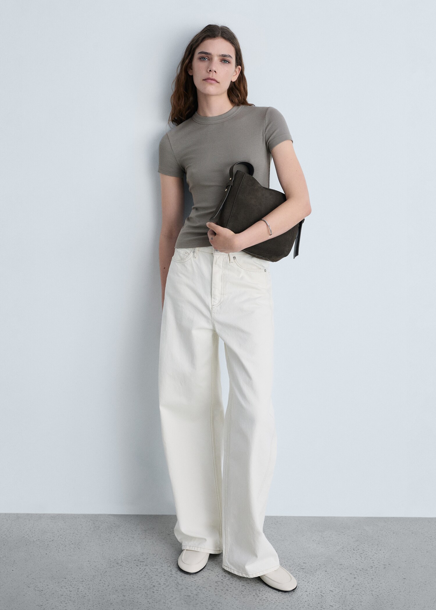 Short-sleeved fitted t-shirt - General plane