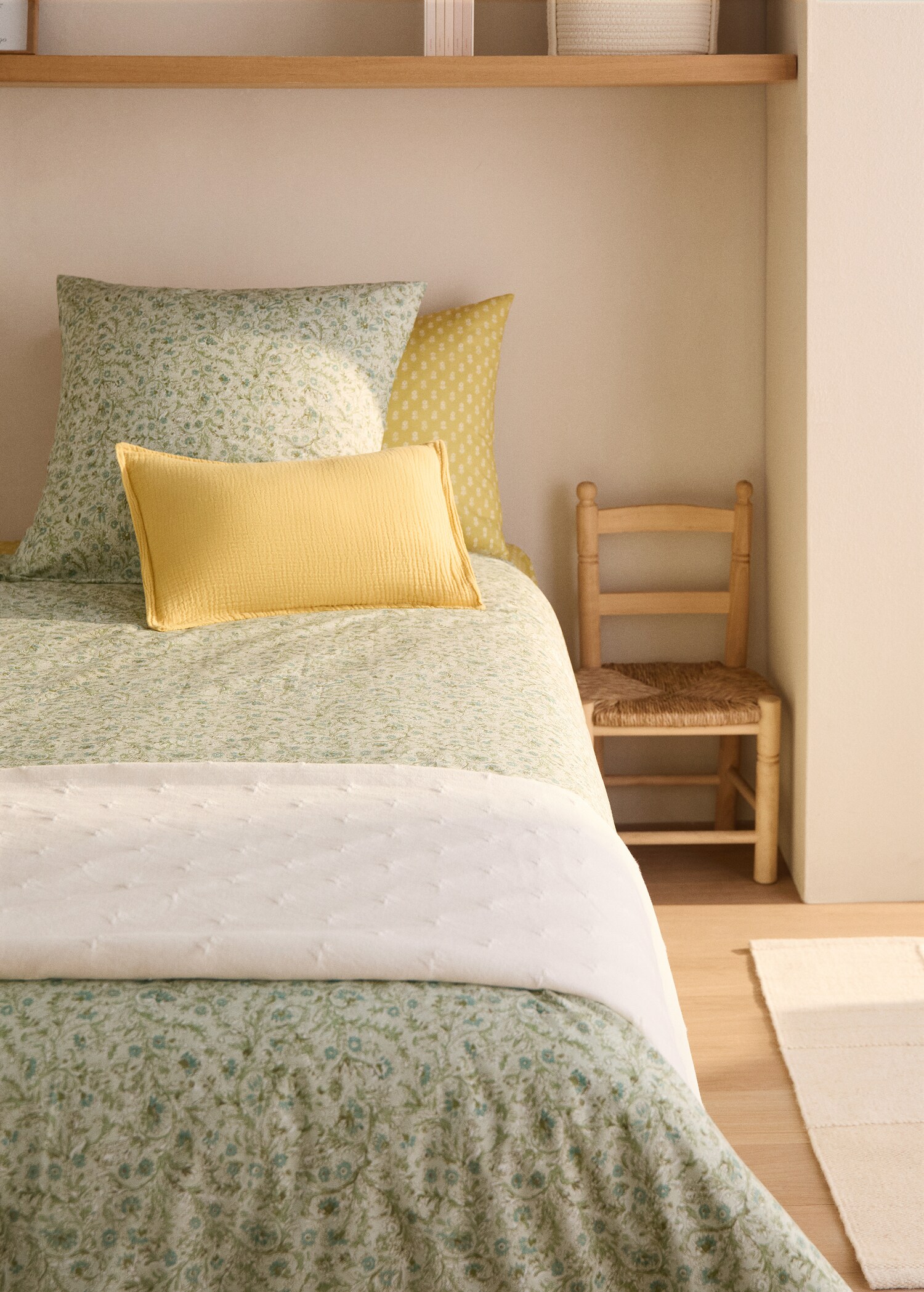 Dekbedovertrek van perkalkatoen met bloemetjesprint voor kinderbed 90 cm - Overzichtstekening