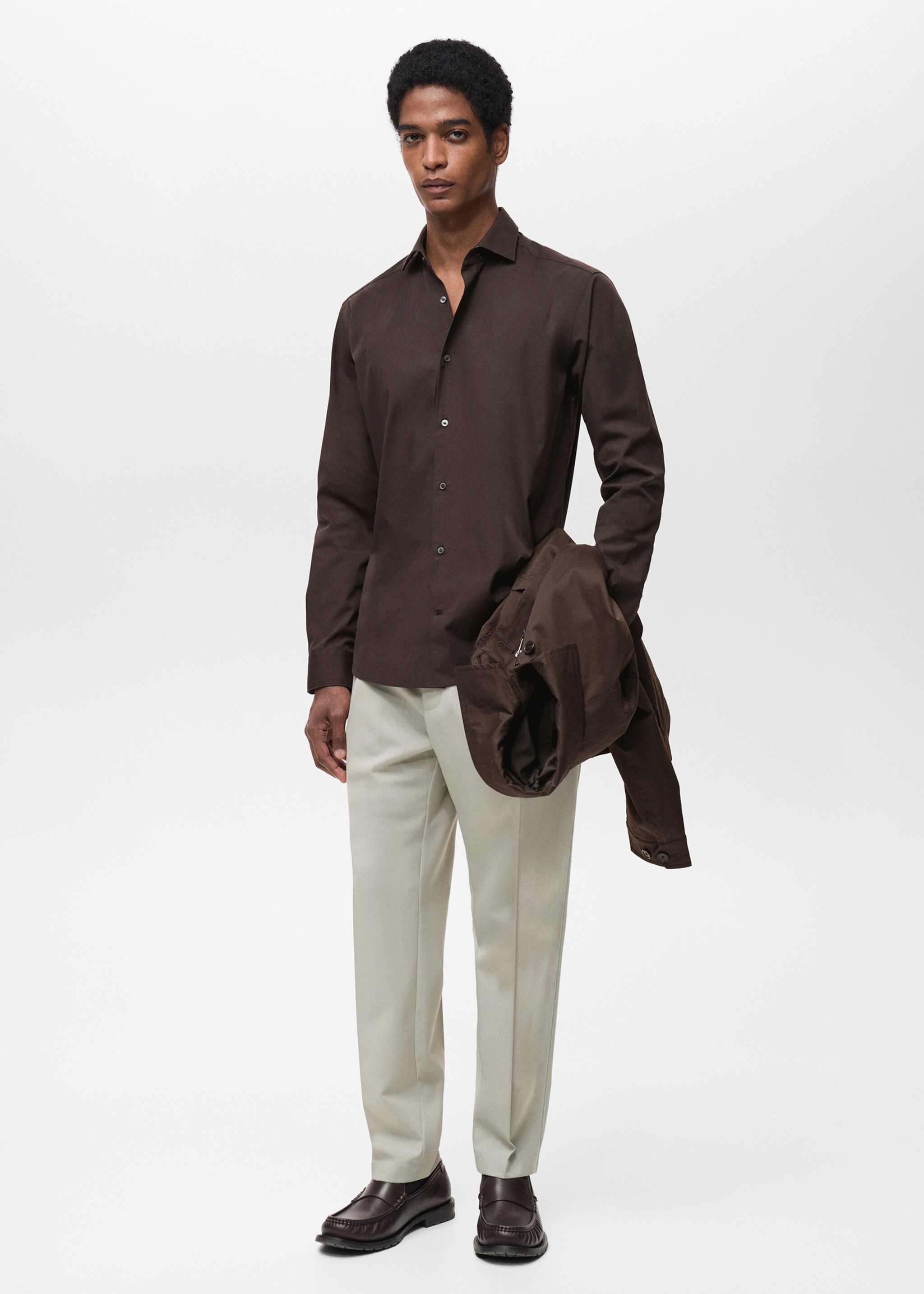 100% cotton regular-fit shirt - General plane, Chocolate. Ref: 87064407-00.