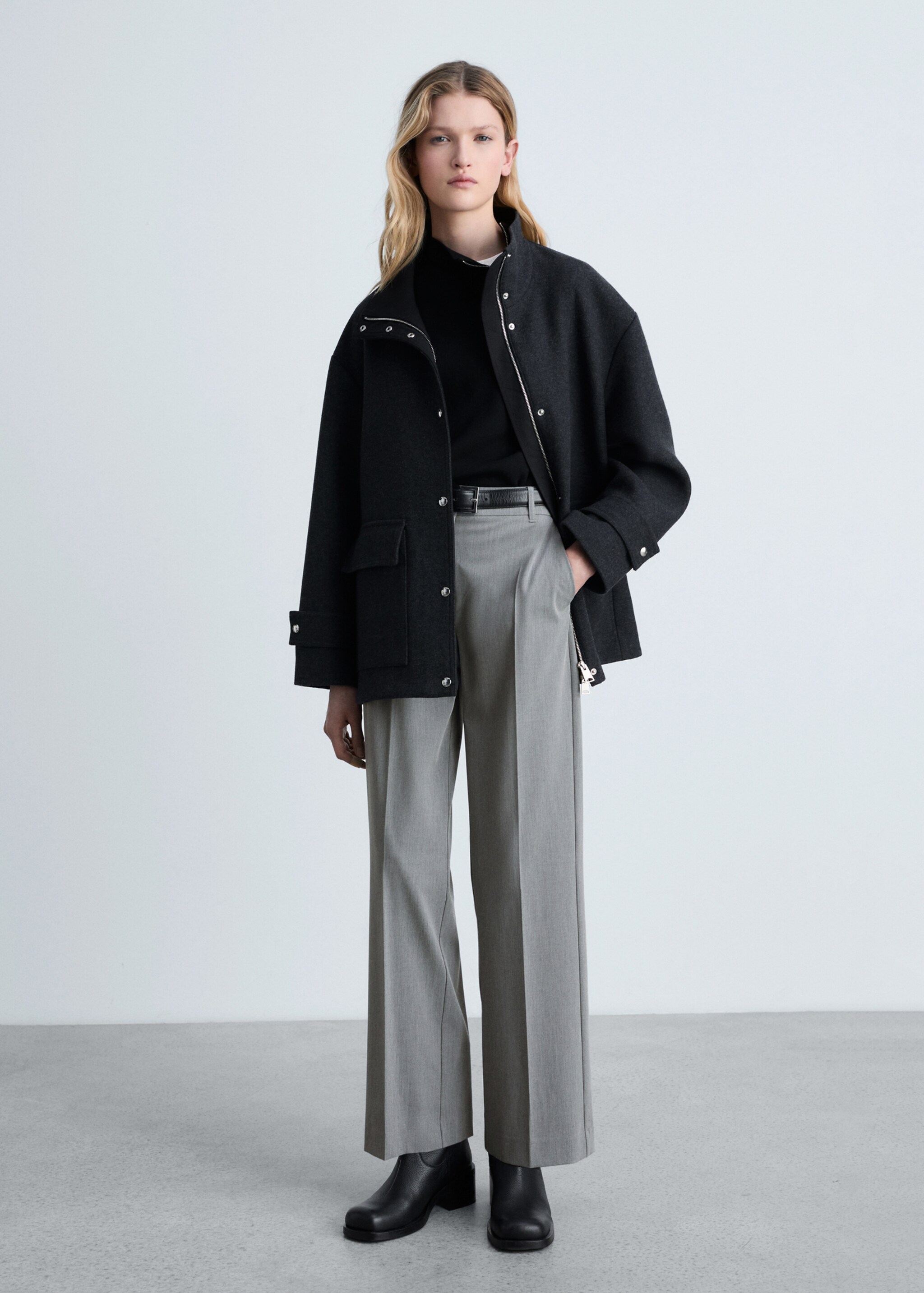 Straight mid-rise trousers - General plane, Grey. Ref: 87064800-00.