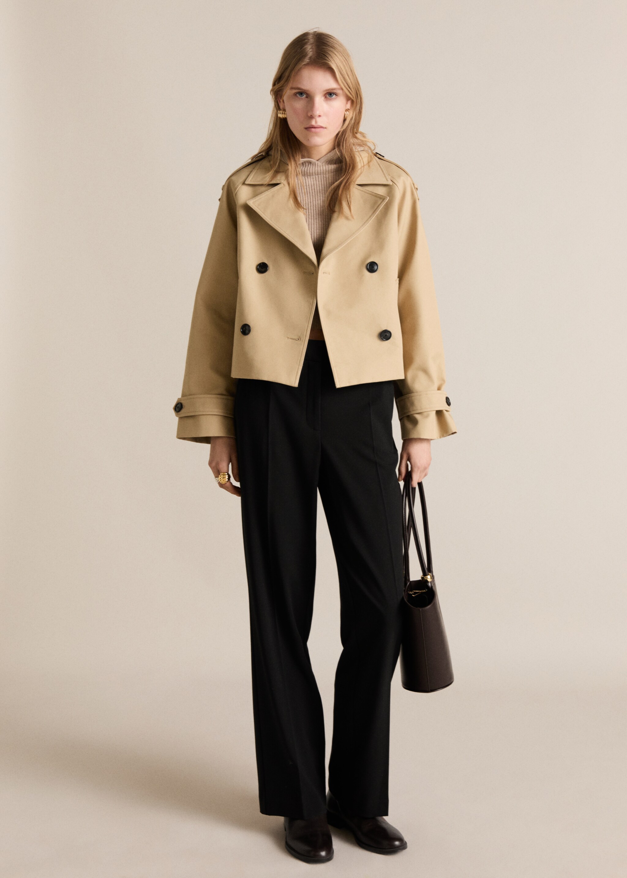 Straight mid-rise trousers - General plane, Black. Ref: 87064800-00.