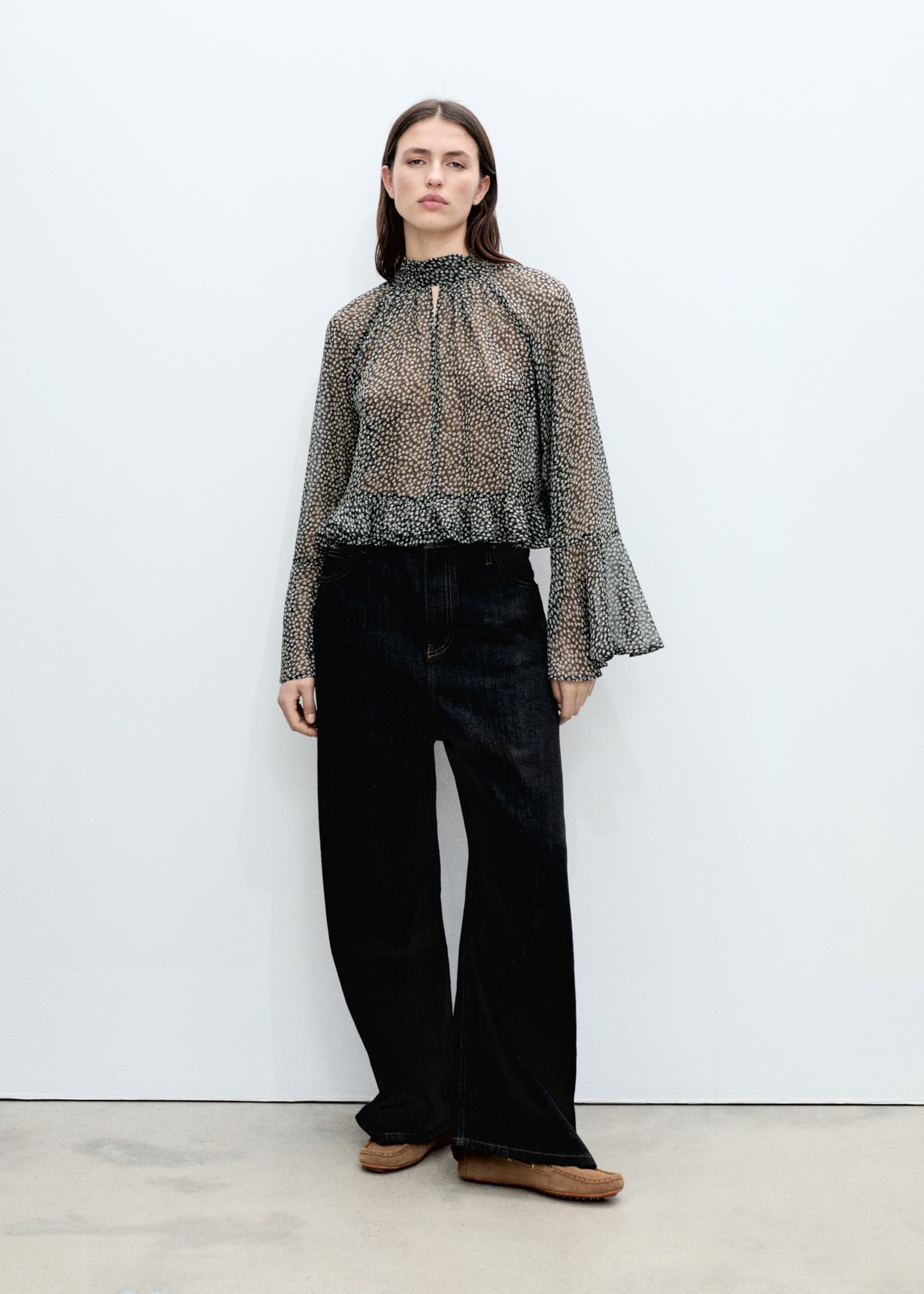 Floral-print blouse with ruffles - General plane, Black. Ref: 87065739-00.