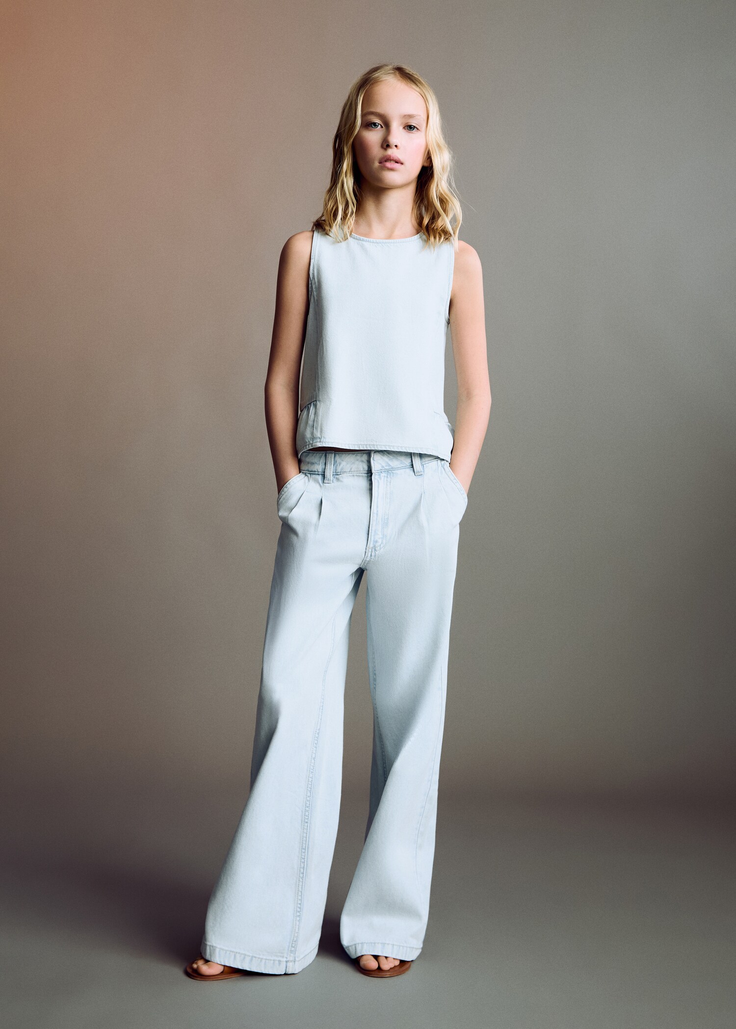 Straight-fit jeans with pleat detail - General plane