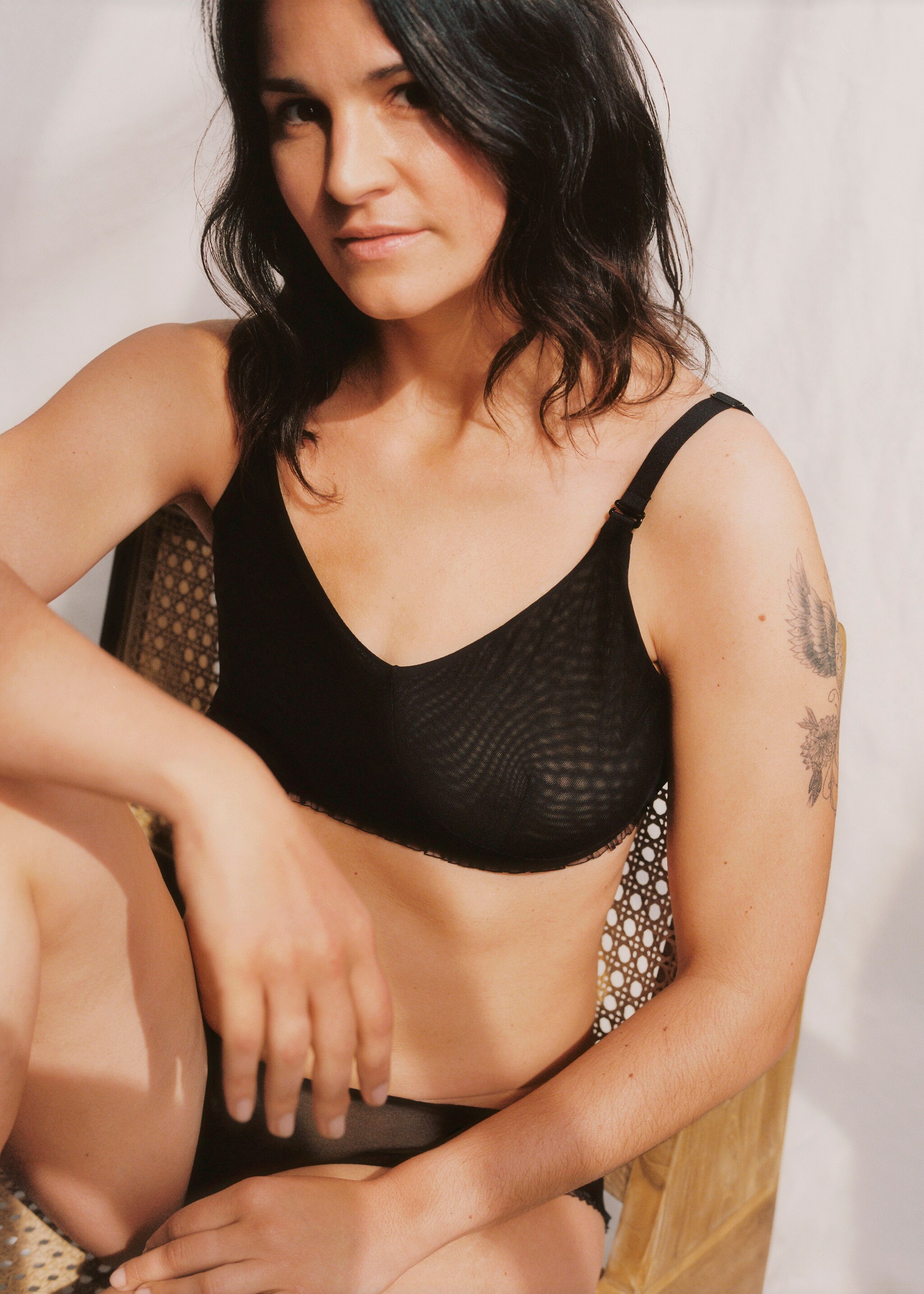 One cup reversible tulle bra - General plane