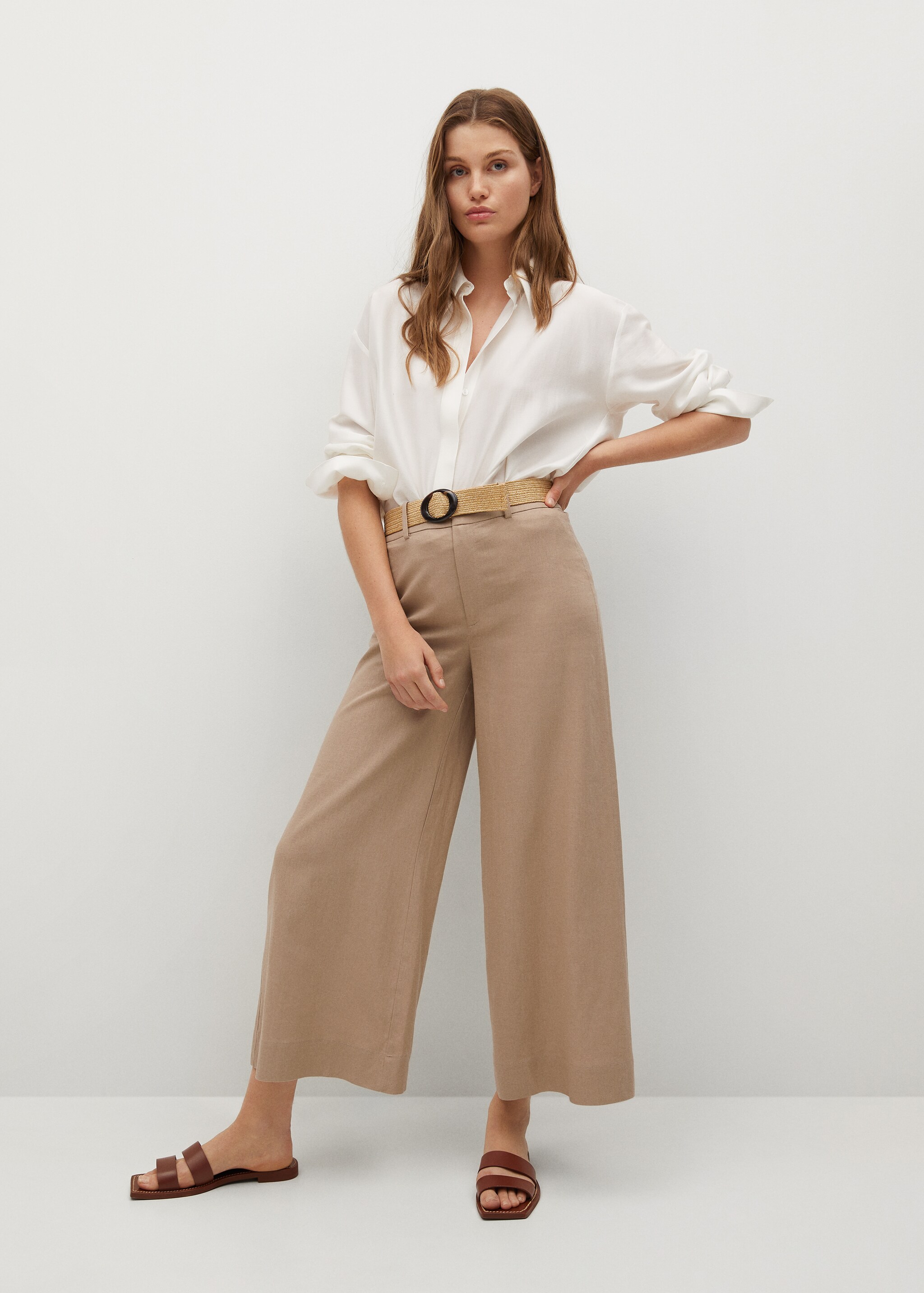 Pantalón lino cinturón - Plano general