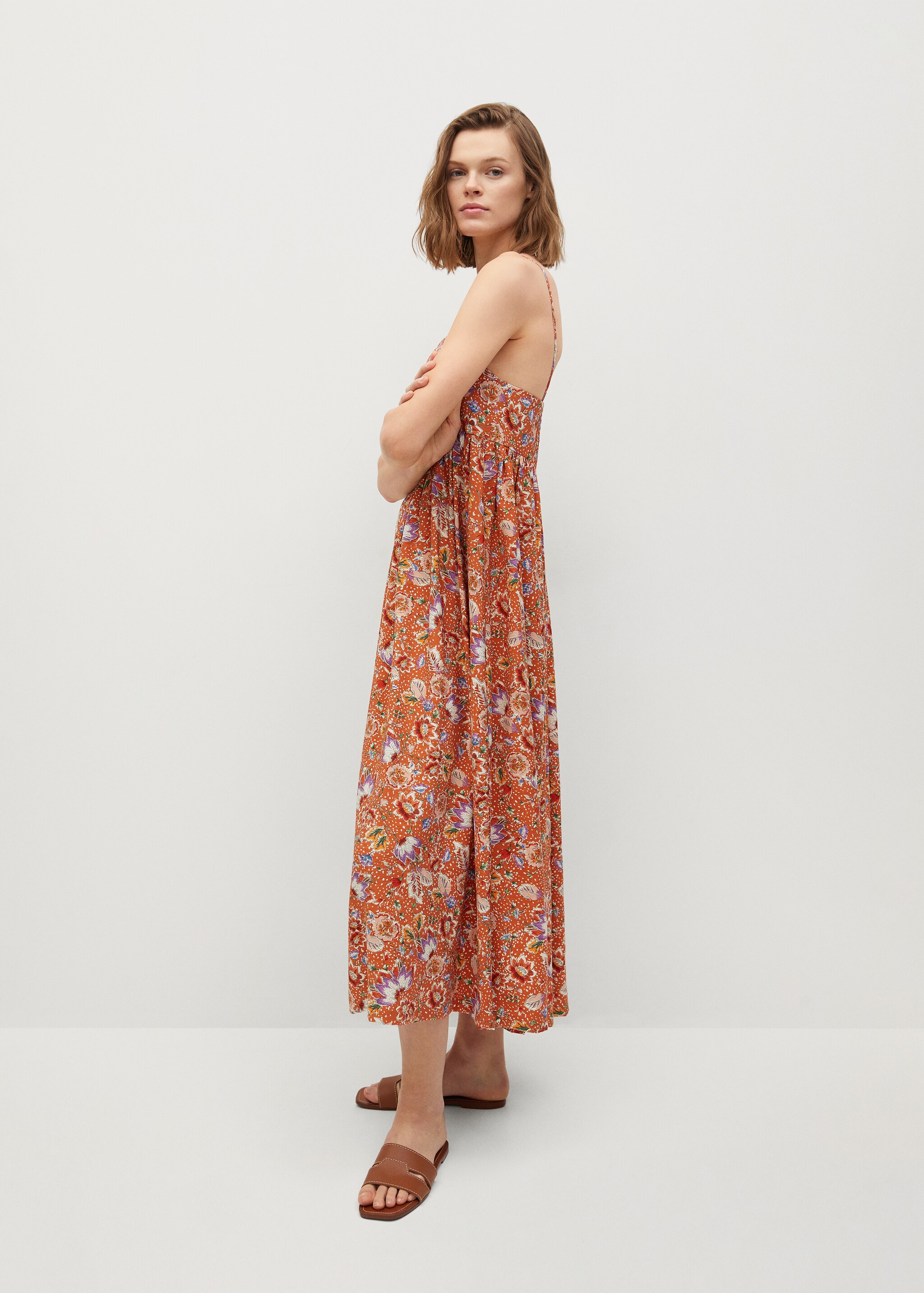 Ruffles flowy dress - General plane