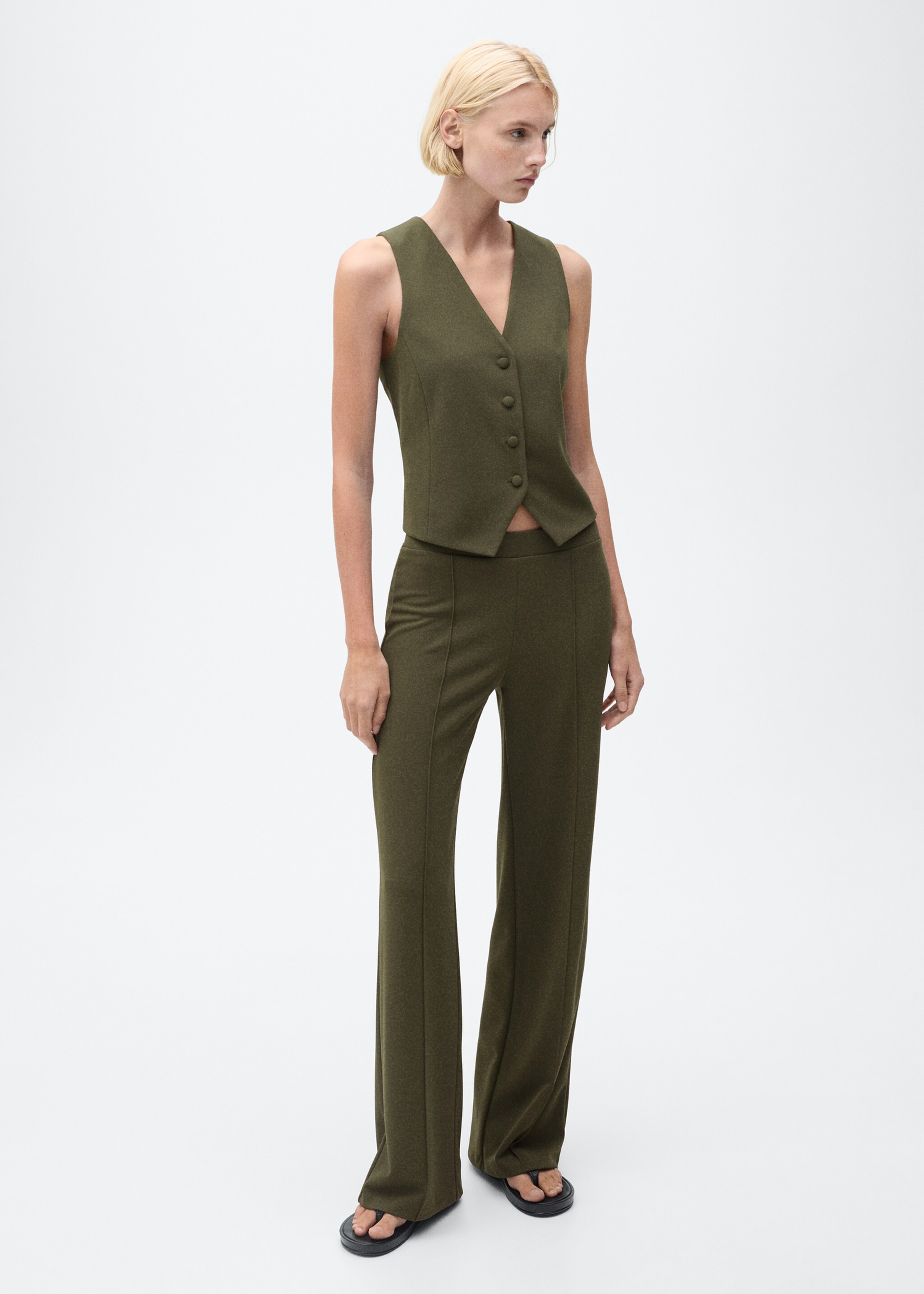 Straight knitted trousers - General plane, Khaki. Ref: 87073279-00.