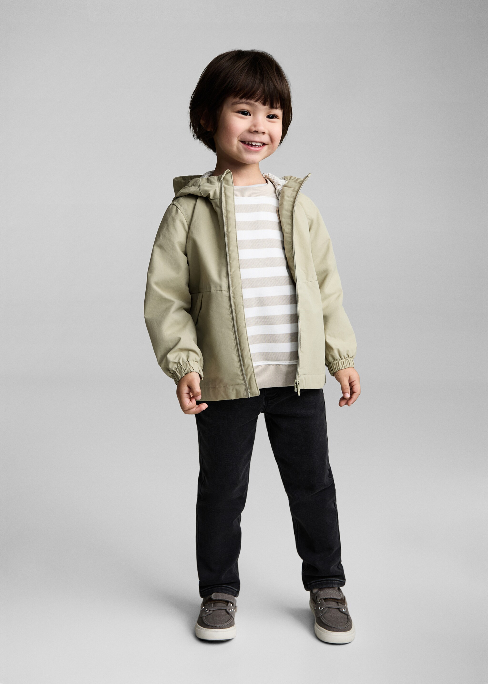 Quilted hooded parka - General plane, Green. Ref: 87073280-00.