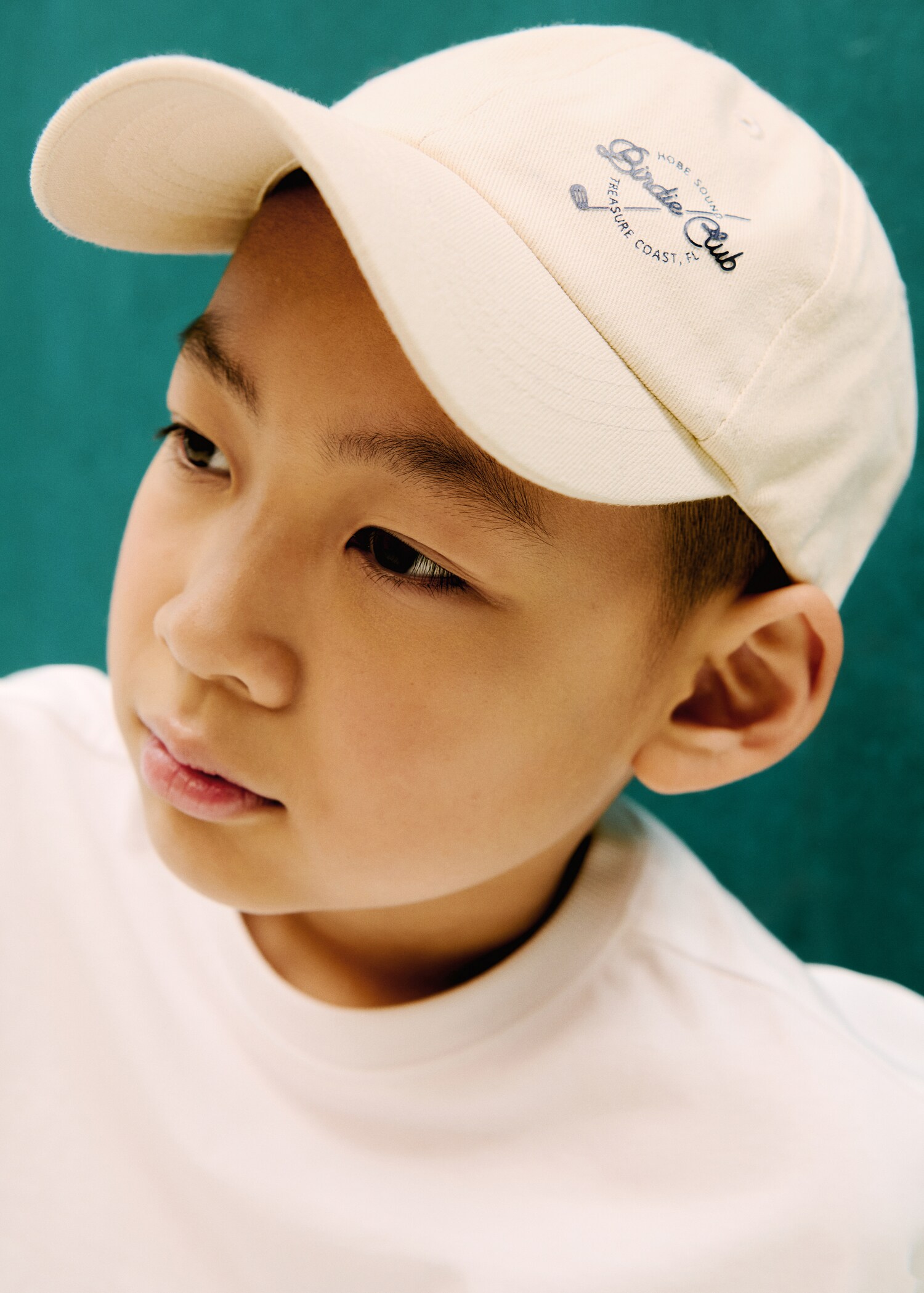 Gorra visera logo - Plano general