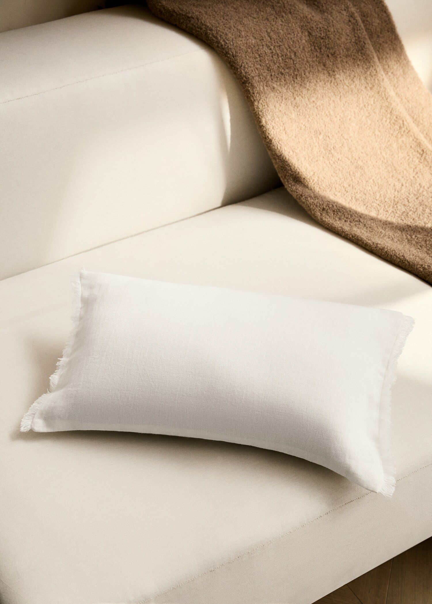 Funda coixí lli serrells 30x50 cm - Pla general