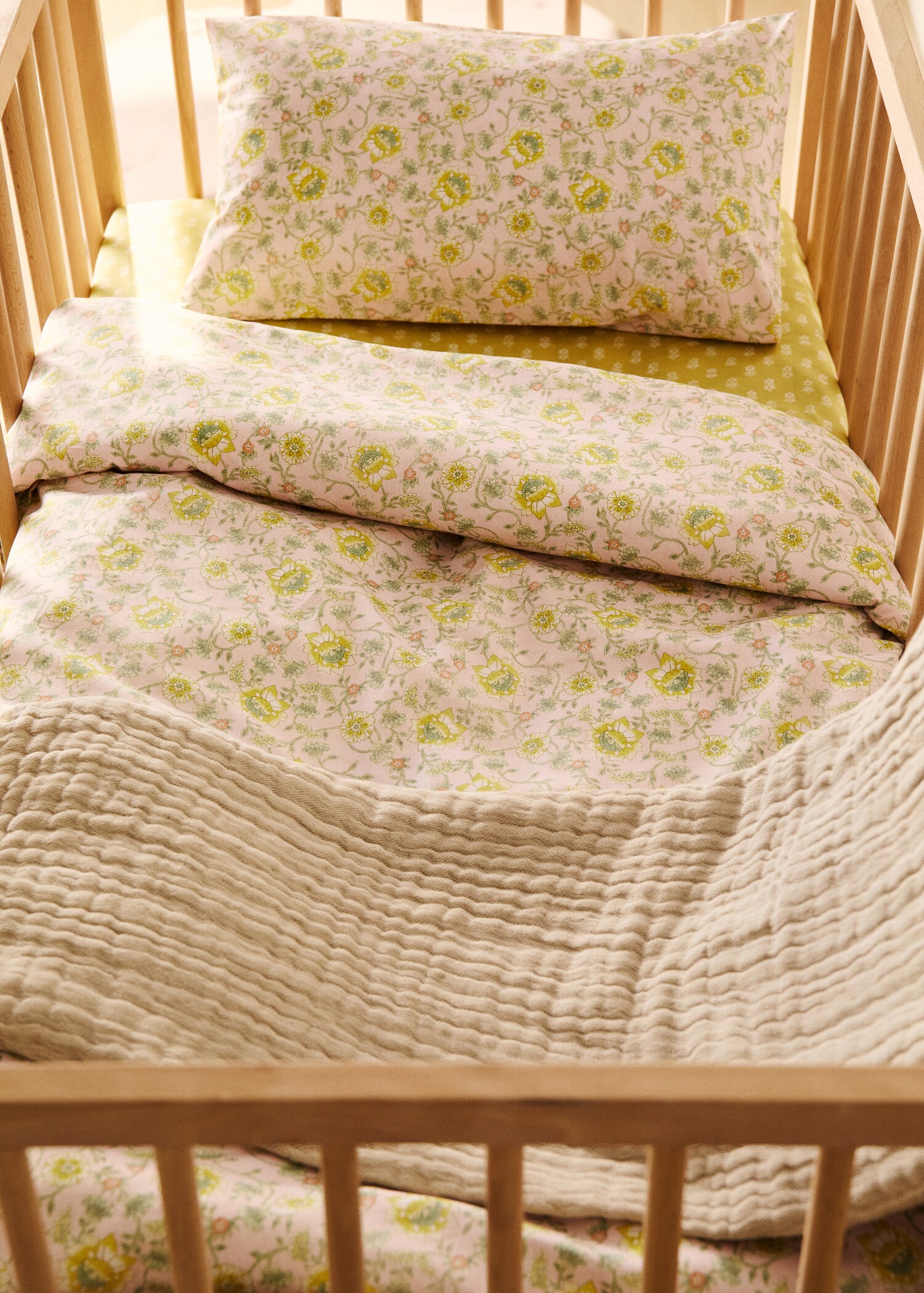 Cotton percale floral-print duvet cover for cot - General plane