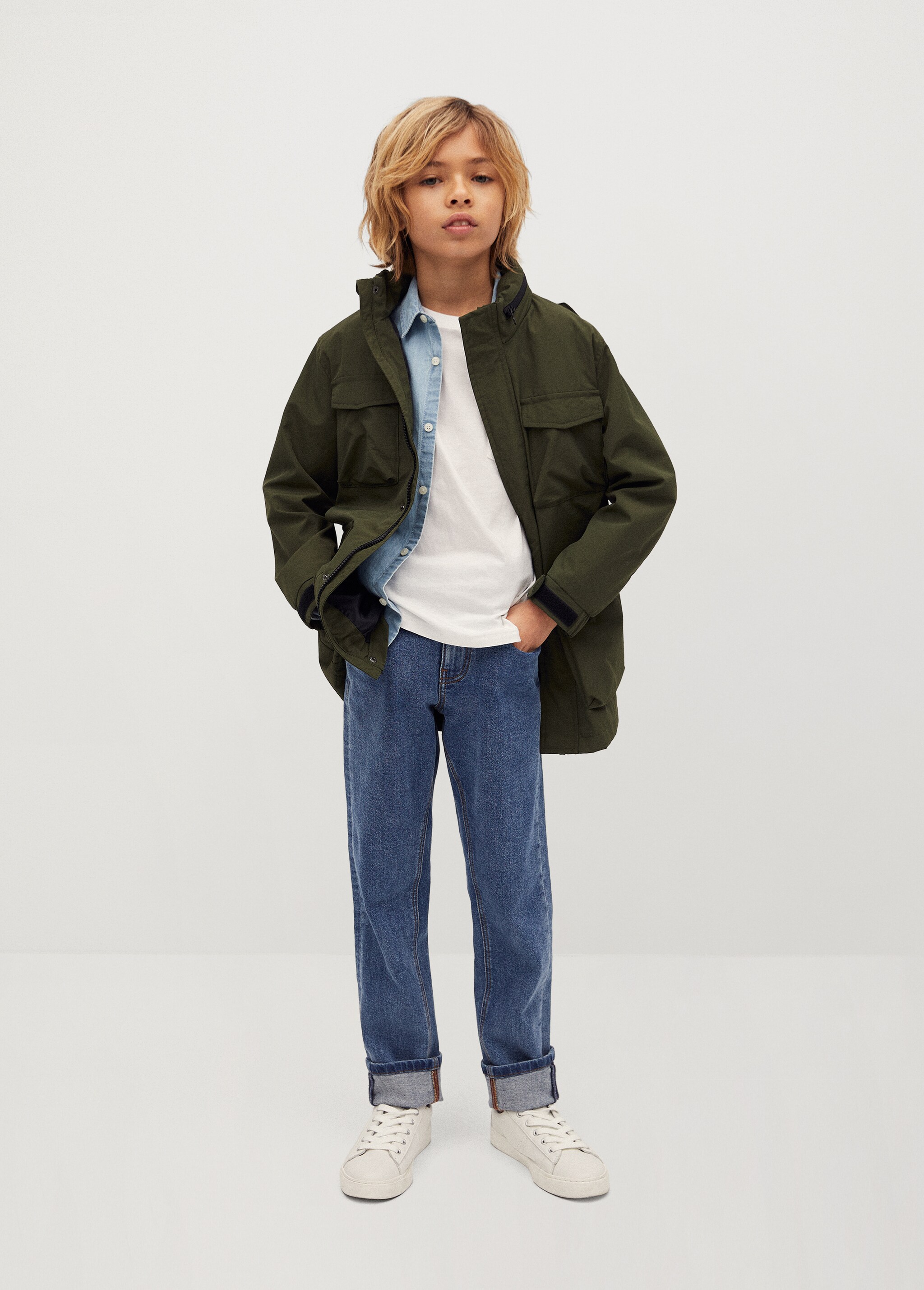 Parka bolsillos capucha - Plano general