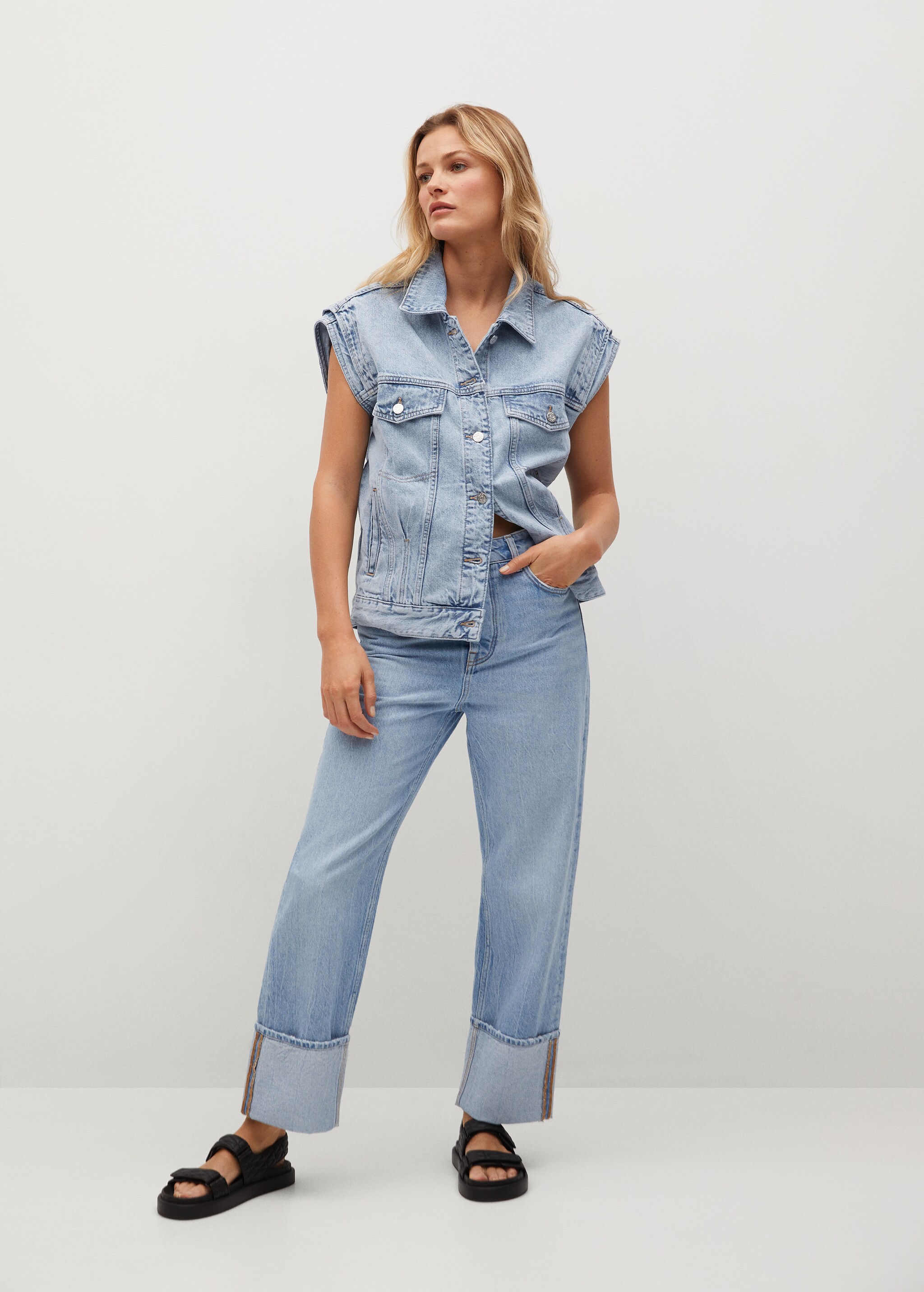 Chaleco denim oversize - Plano general
