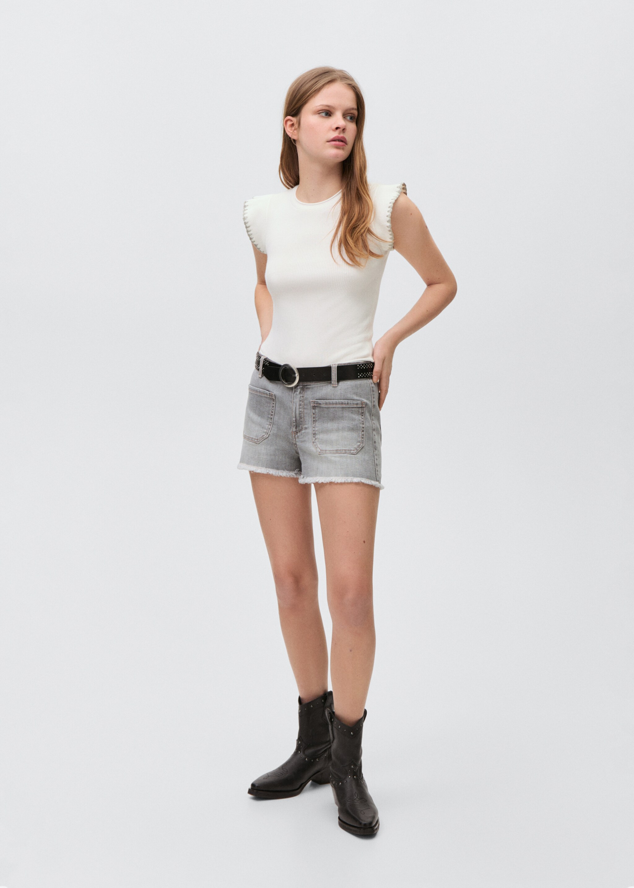 Top detalle volante - Plano general, Blanco roto. Ref: 87075729-00.