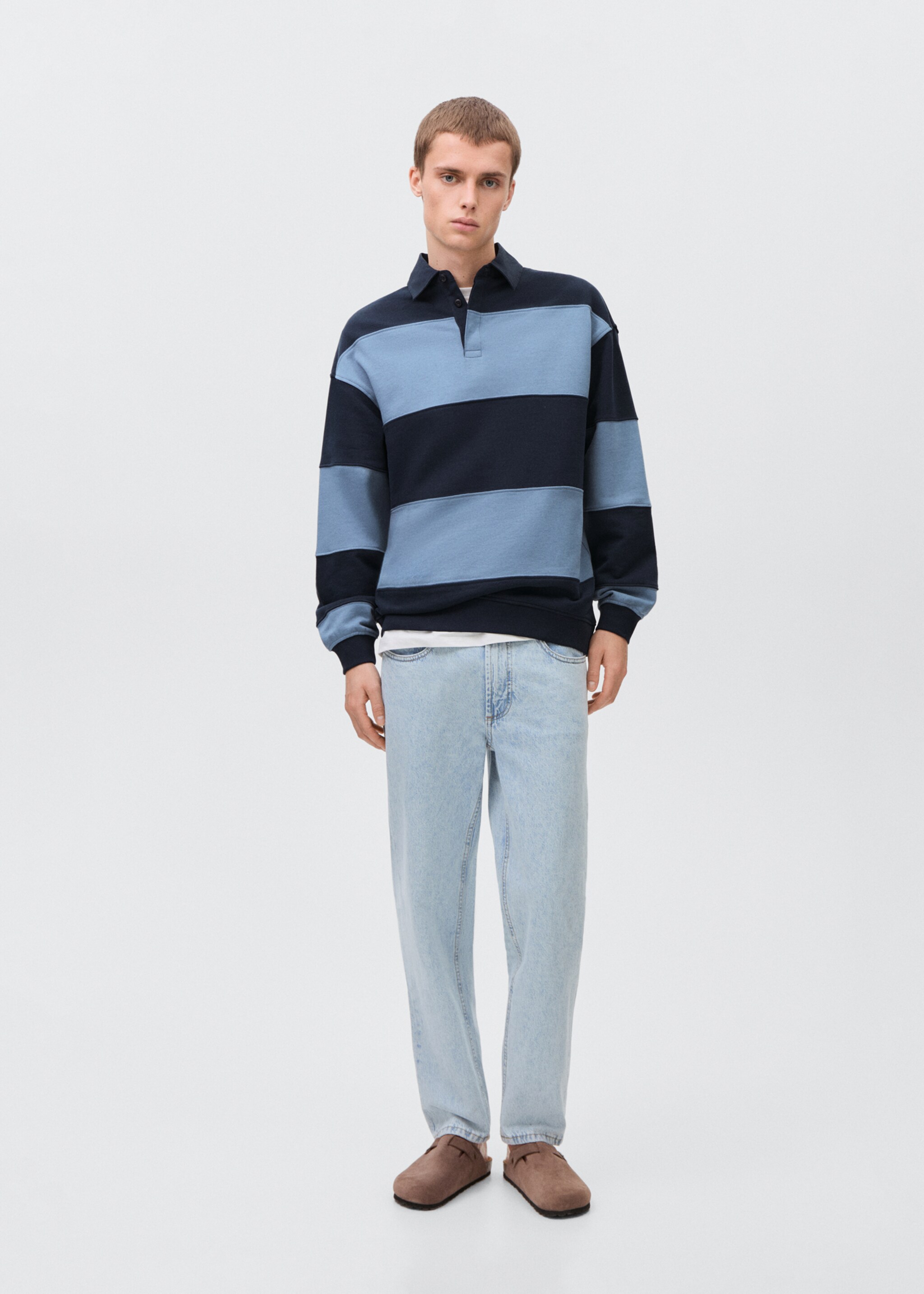 Pruhovaná mikina s polo límečkem - Celkový náhled, Námořnická modrá. Ref: 87075739-00.