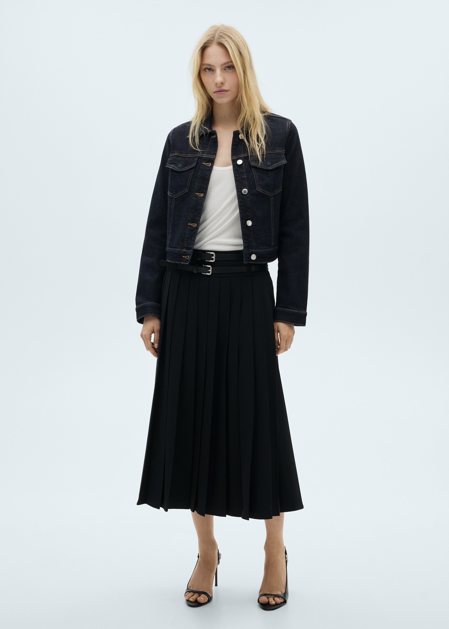 Denim jacket pockets - General plane