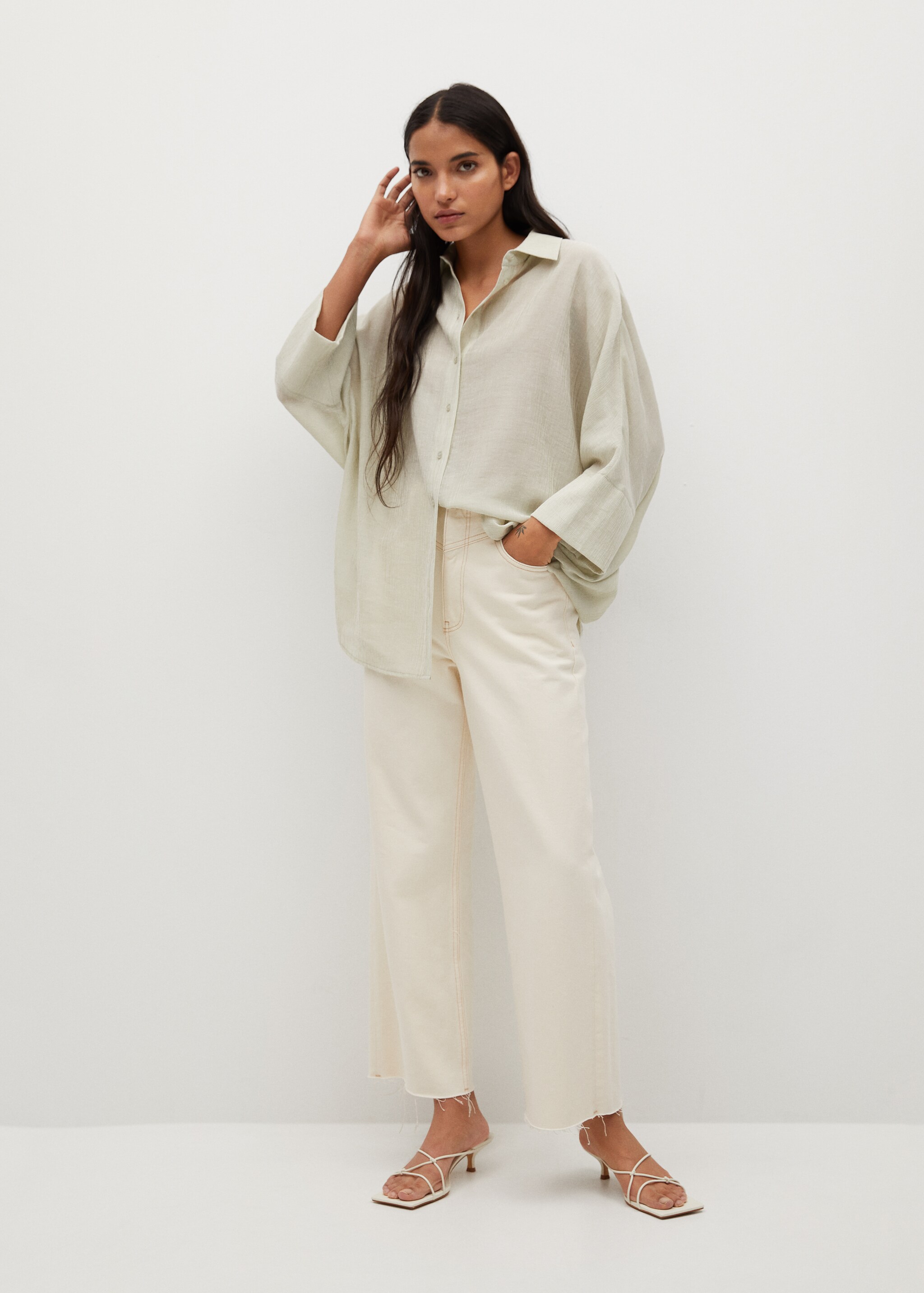 Camisa oversize textura - Plano general