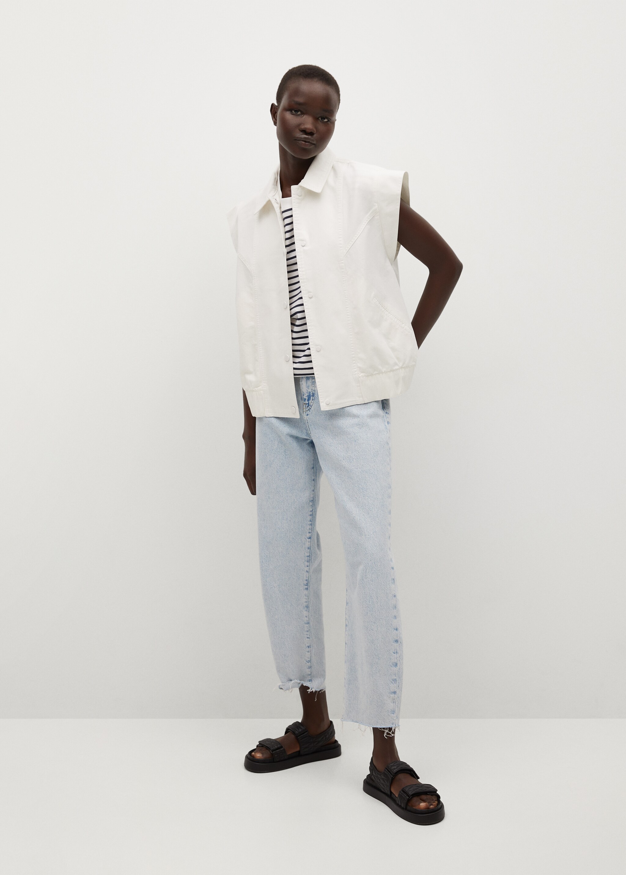 Oversized denim gilet - General plane