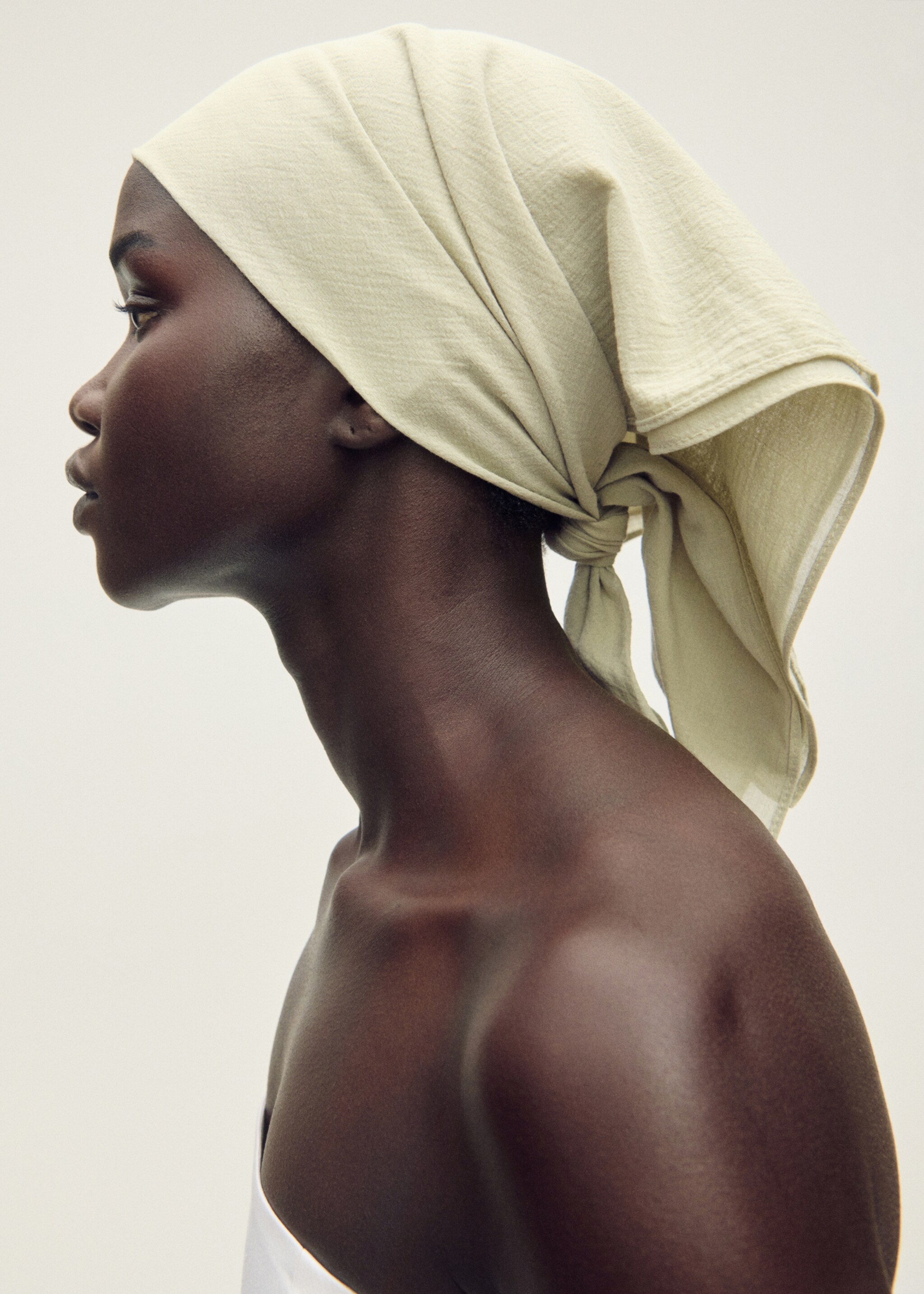 Mocador cotó llis - Pla general, Verd pastel. Ref: 87077716-00.