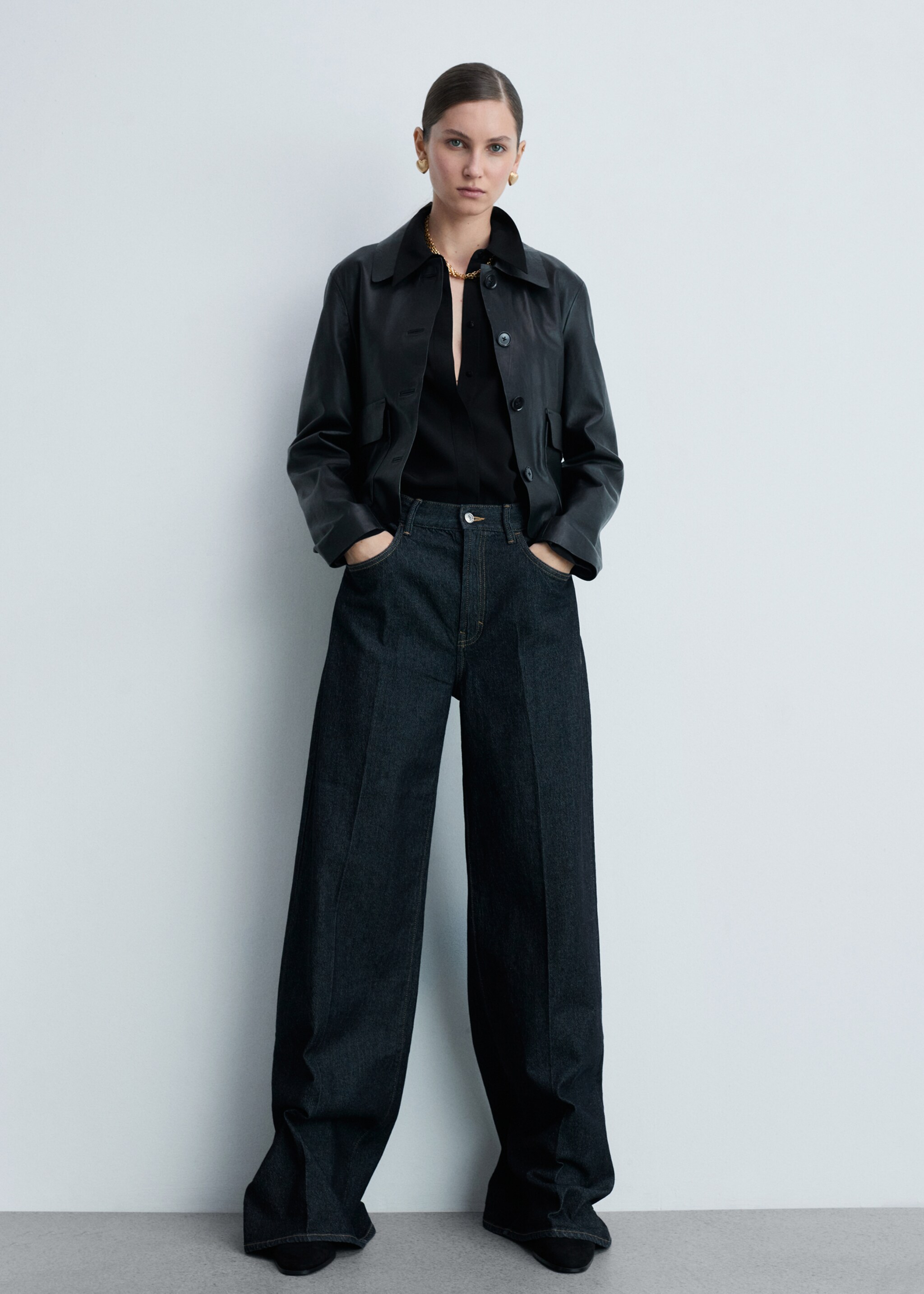 Velúr magassarkú egybe bokacsizma - Általános sík, Fekete. Ref: 87080415-00.