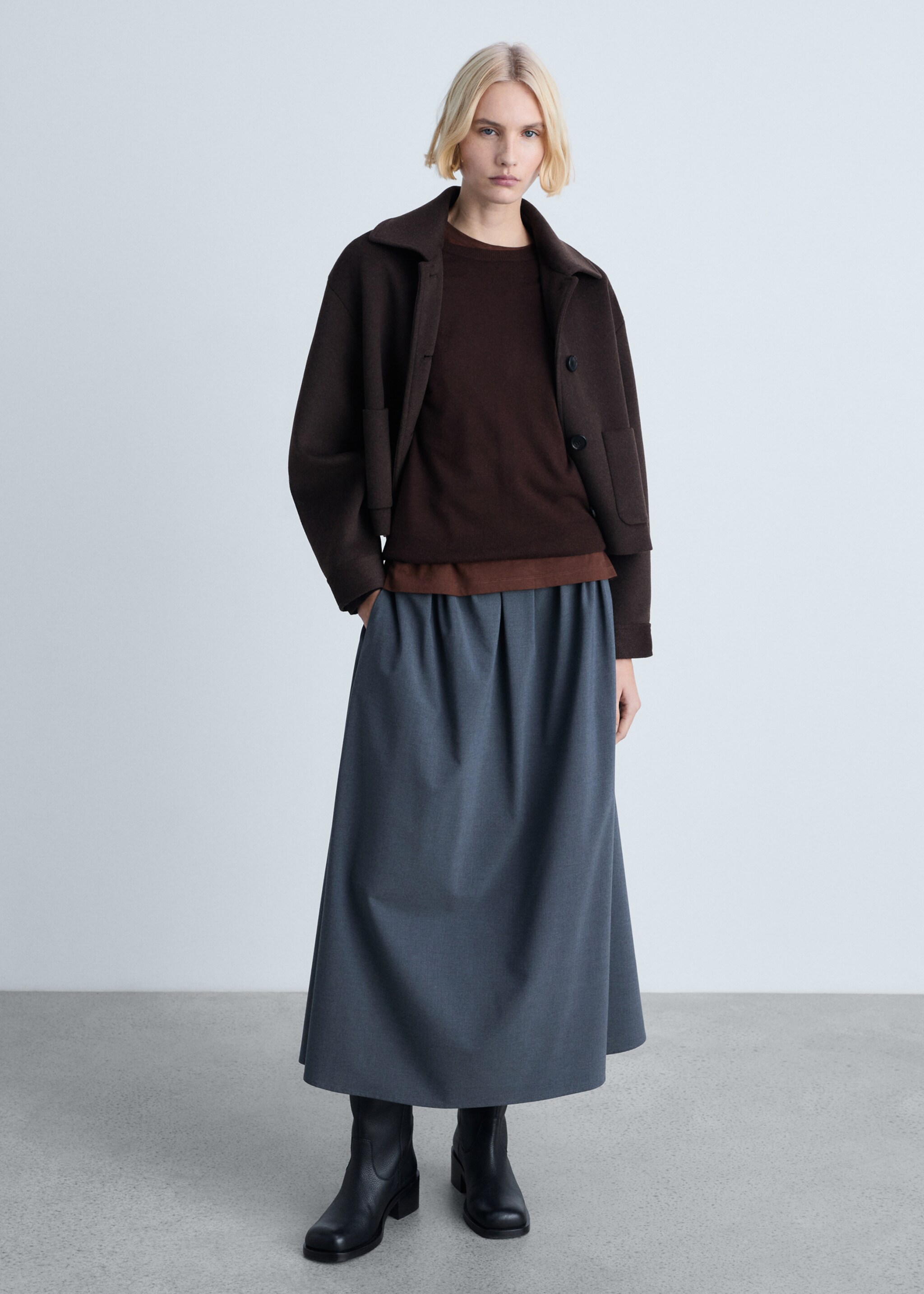 Rundhalspullover aus Wollgemisch - Allgemeine Ansicht, Schokolade. Ref: 87080432-00.