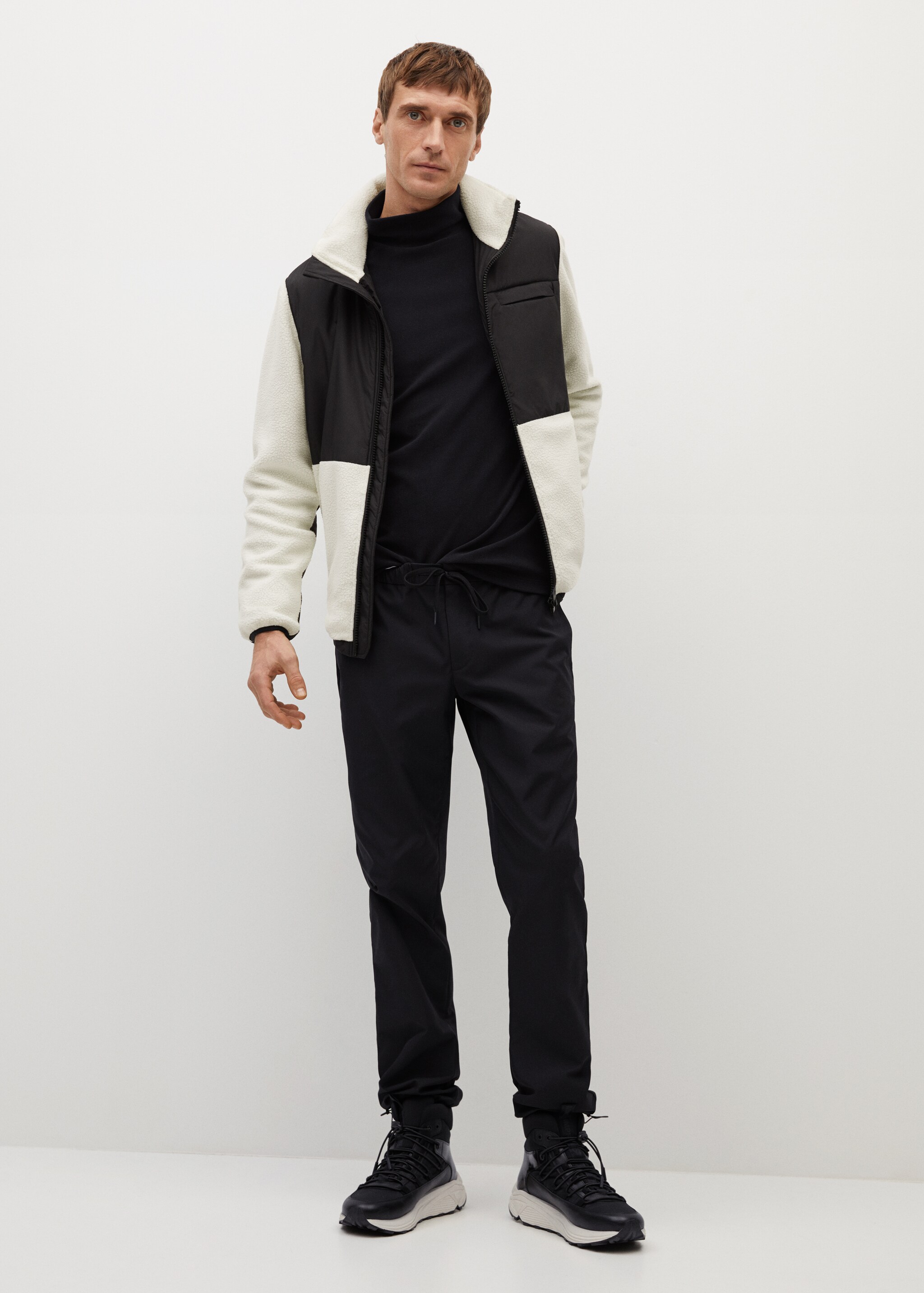 Chaqueta tejido polar - Plano general