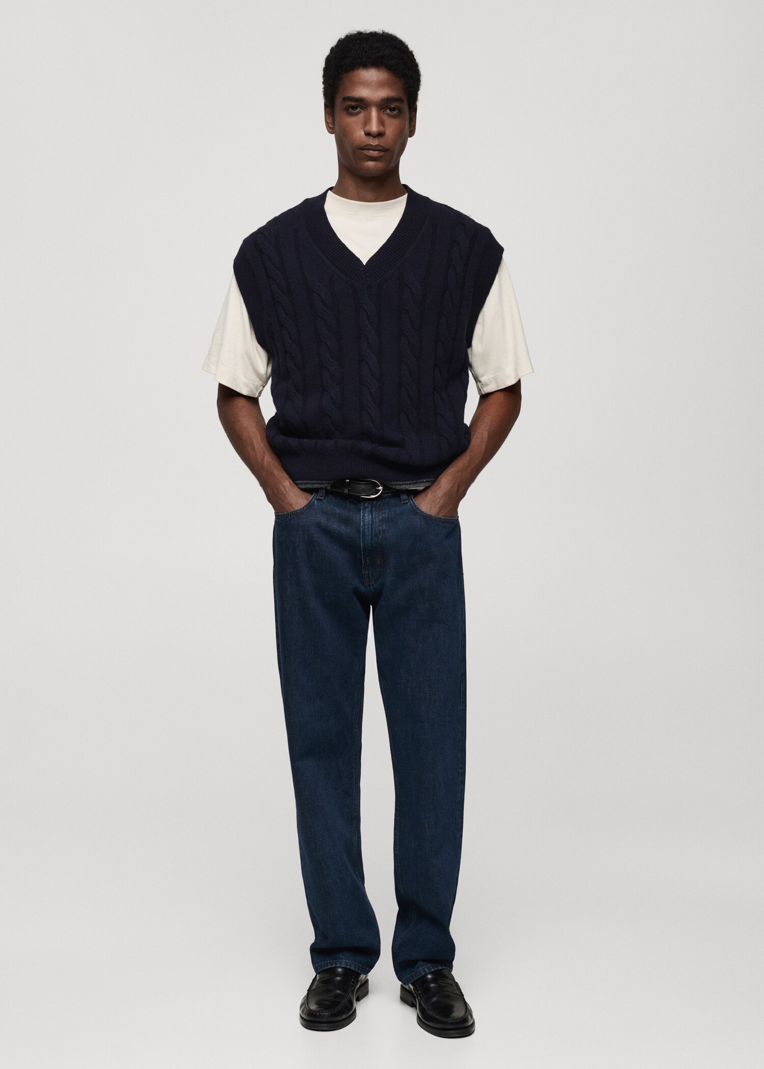 Braided knitted wool waistcoat - General plane