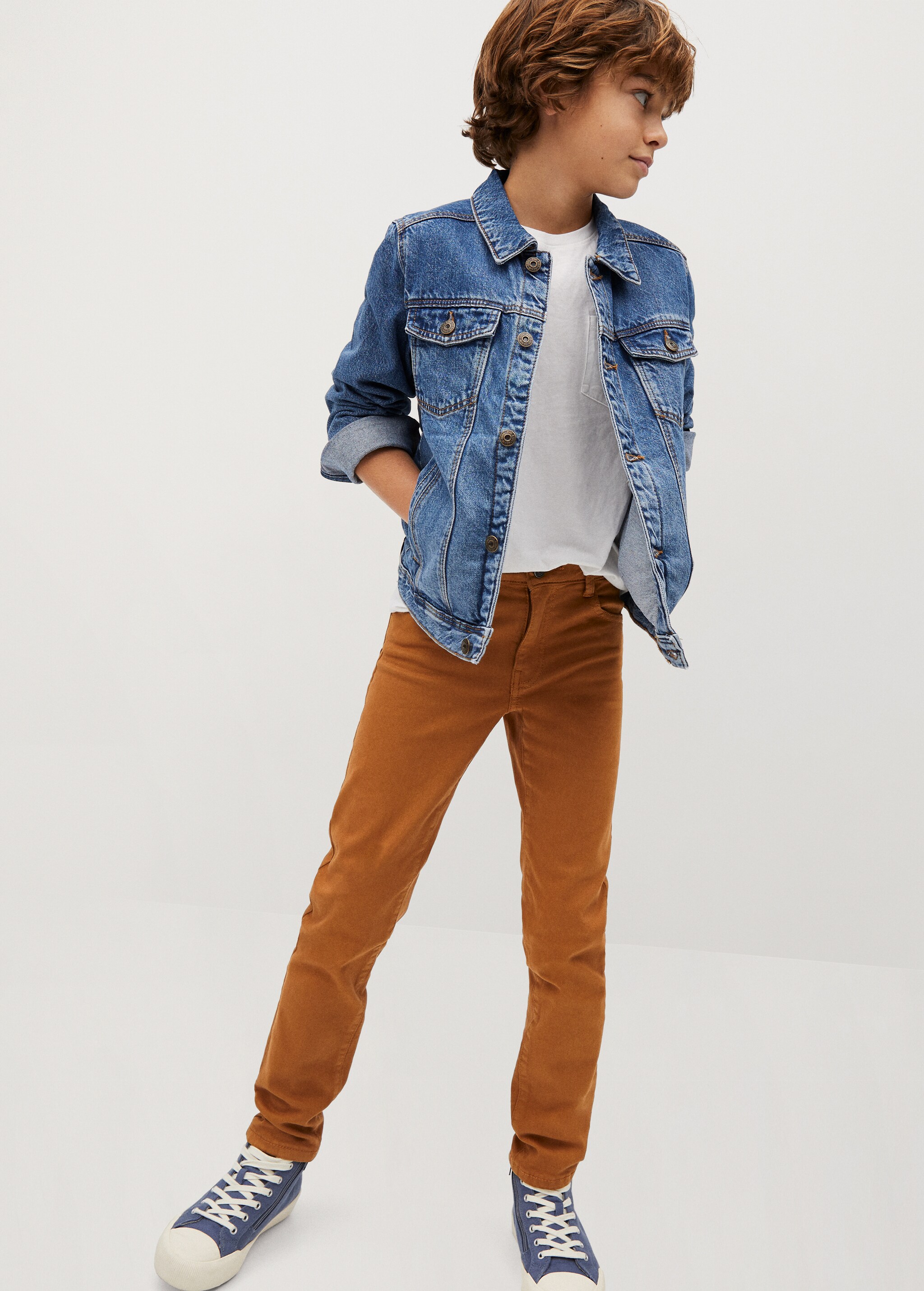 Bavlněné kalhoty slim fit - Celkový náhled