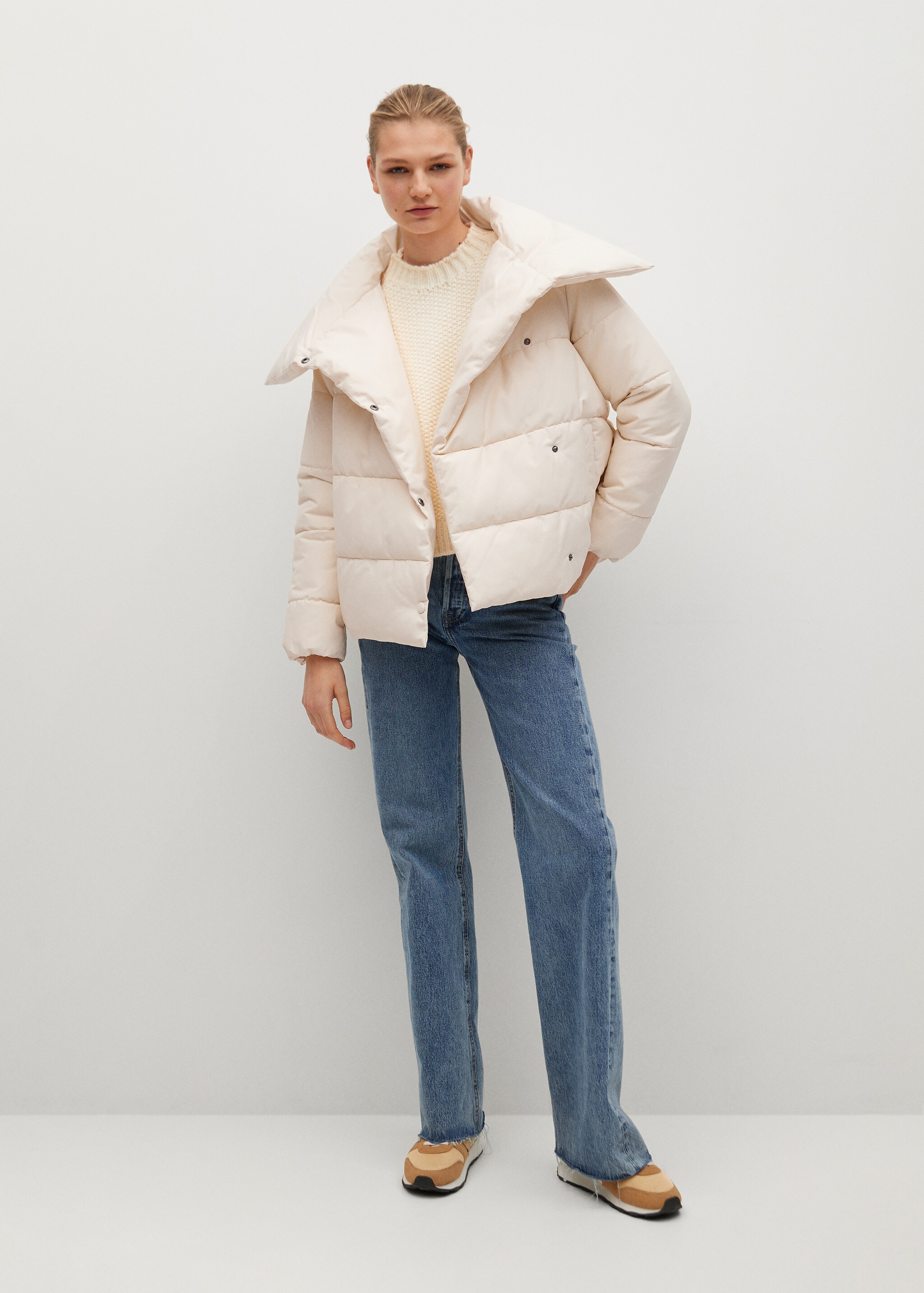 Funnel neck feather coat - General plane