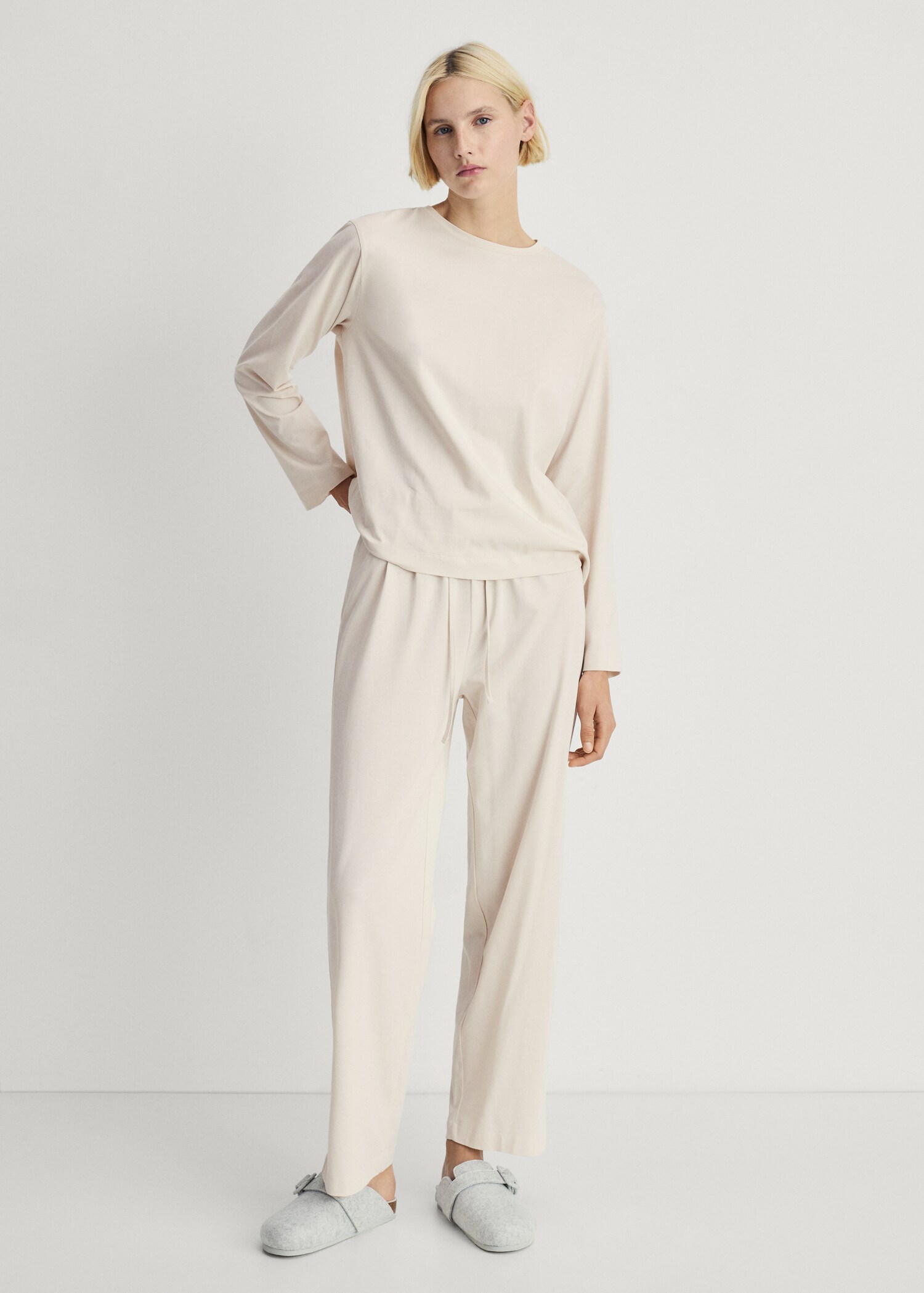 Two-piece plain cotton pajama set - General plane