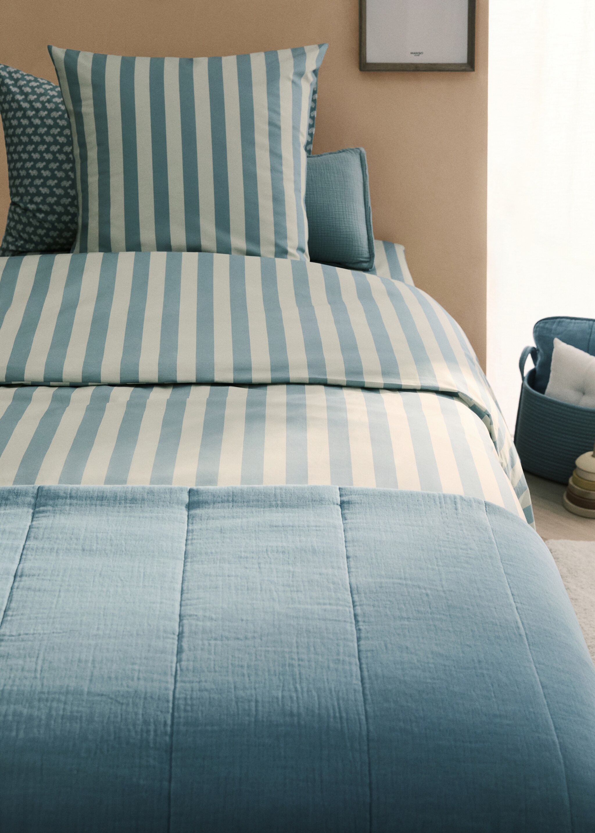 Grof gestreept dekbedovertrek van perkalkatoen voor kinderbed 90 cm - Overzichtstekening, Blauw. Ref: 87084086-00.