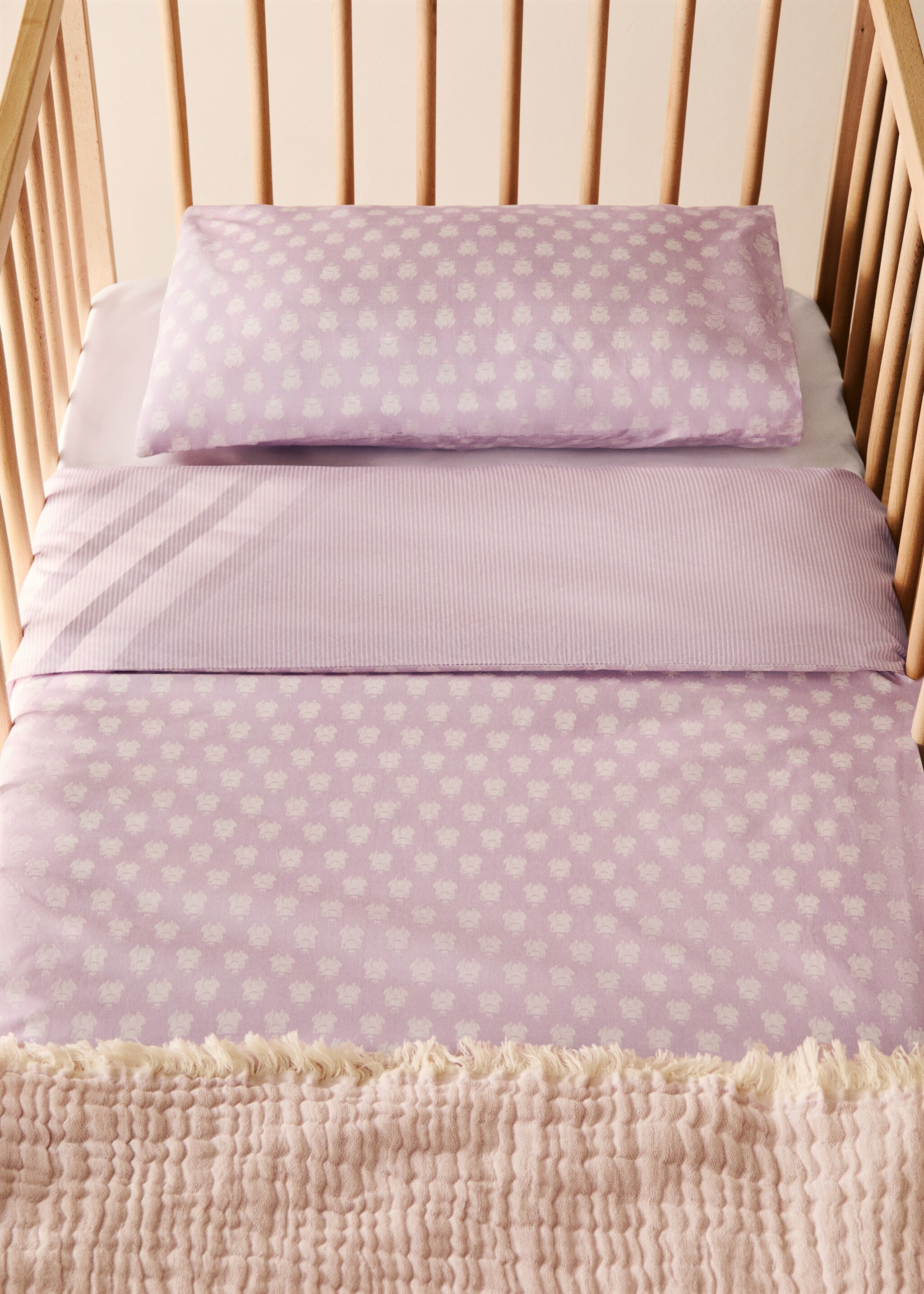 Cotton percale reversible duvet cover for cot - General plane, Medium Pink. Ref: 87084088-00.