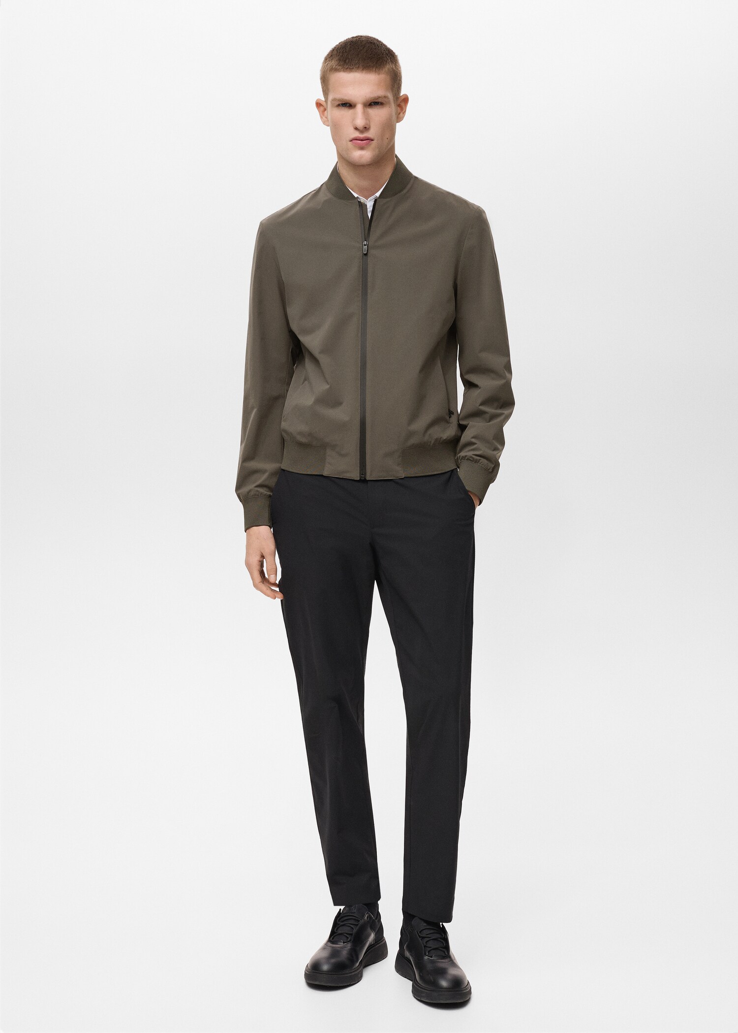 Waterproof bomber with COOLMAX® technology - General plane