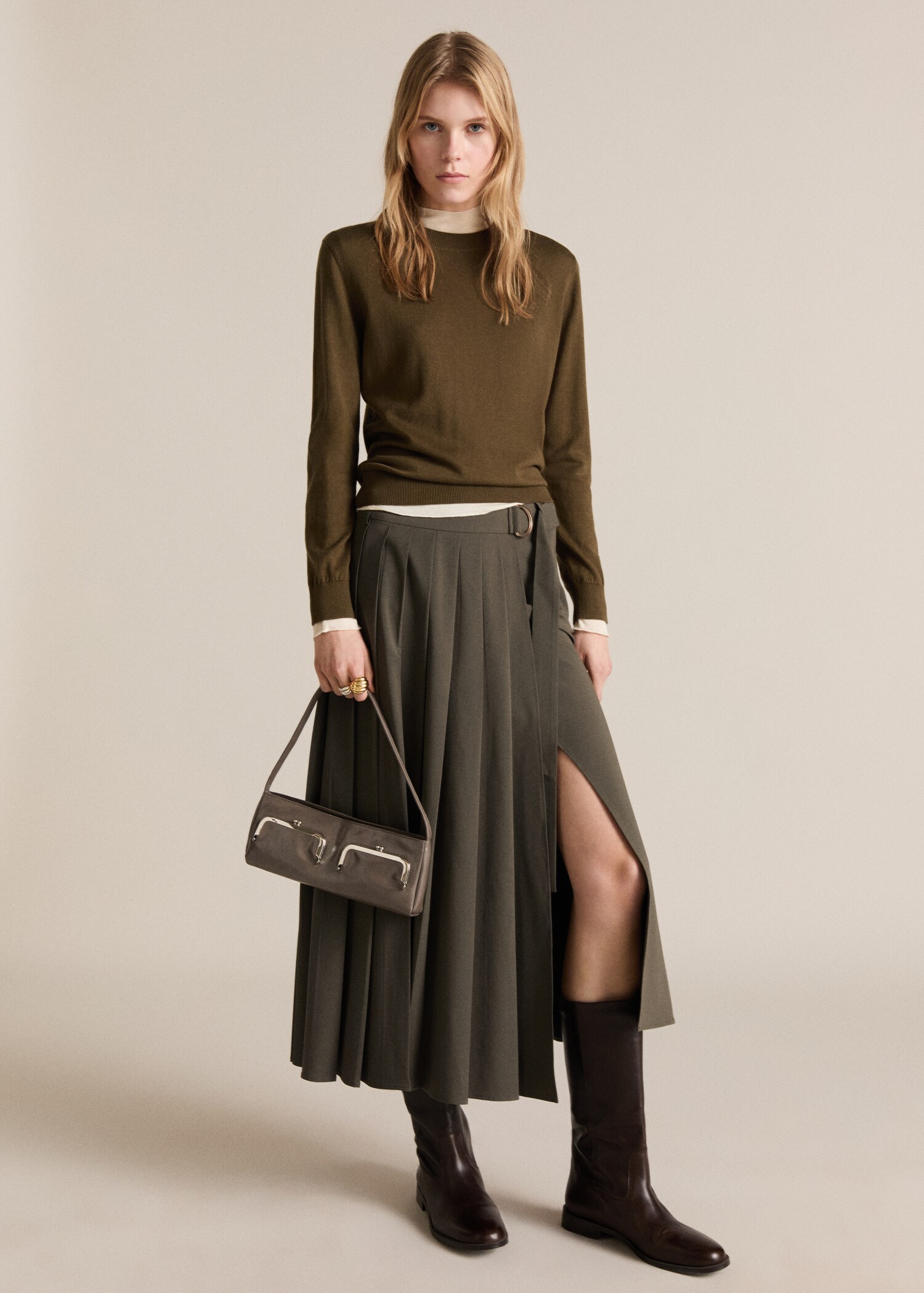 Pleated skirt with belt - General plane