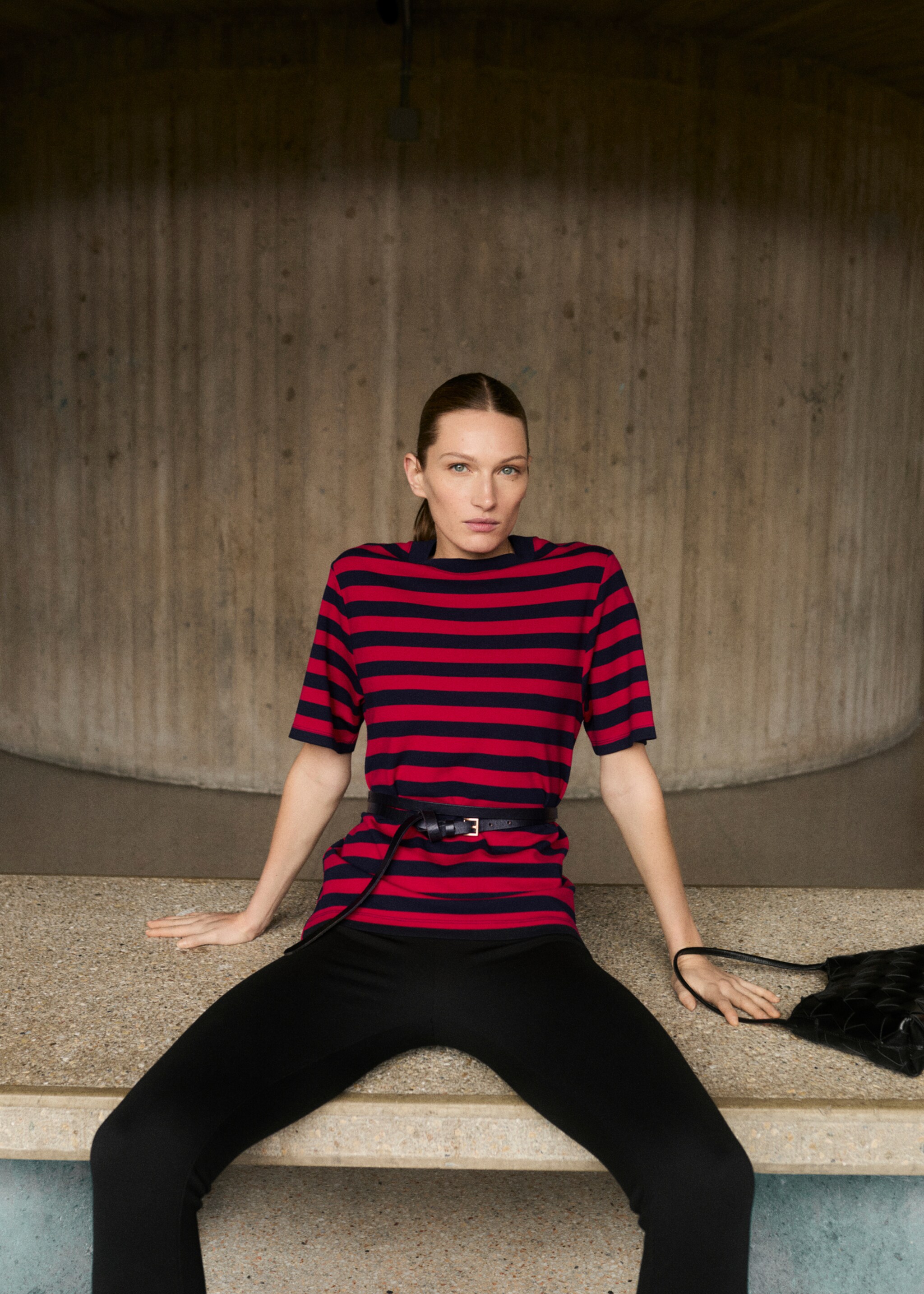 Striped short-sleeved t-shirt - General plane, Red. Ref: 87084417-00.