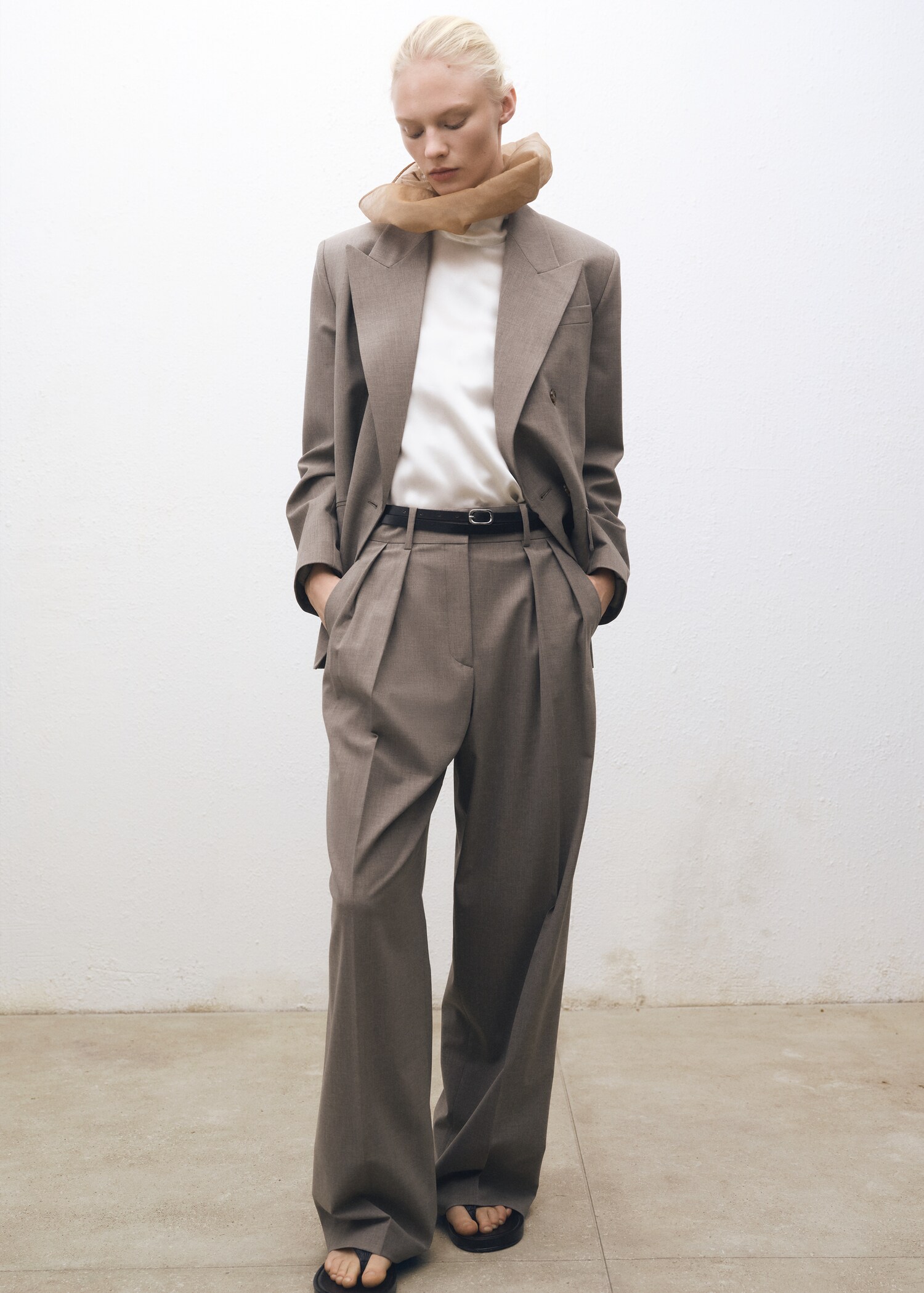 Wide leg wool-blend suit trousers - General plane