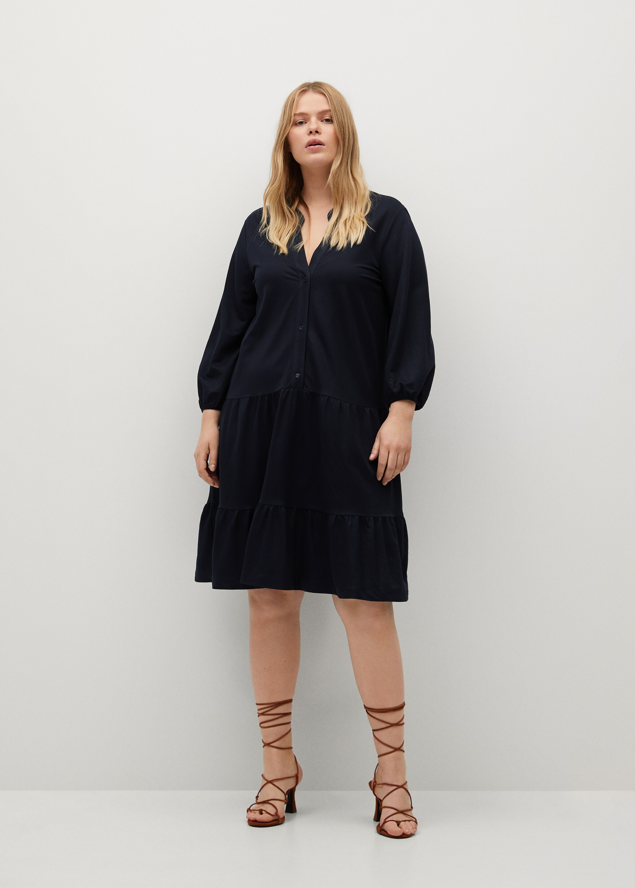 Geknöpftes Kleid - Allgemeine Ansicht