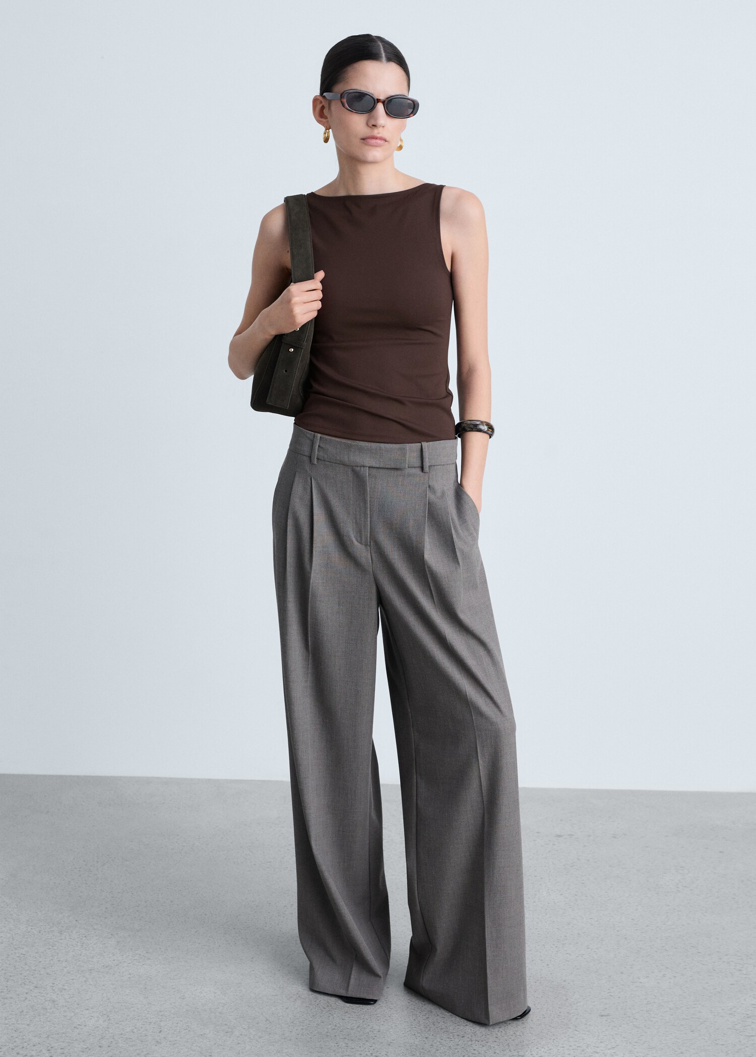 Boat neck strapless top - General plane