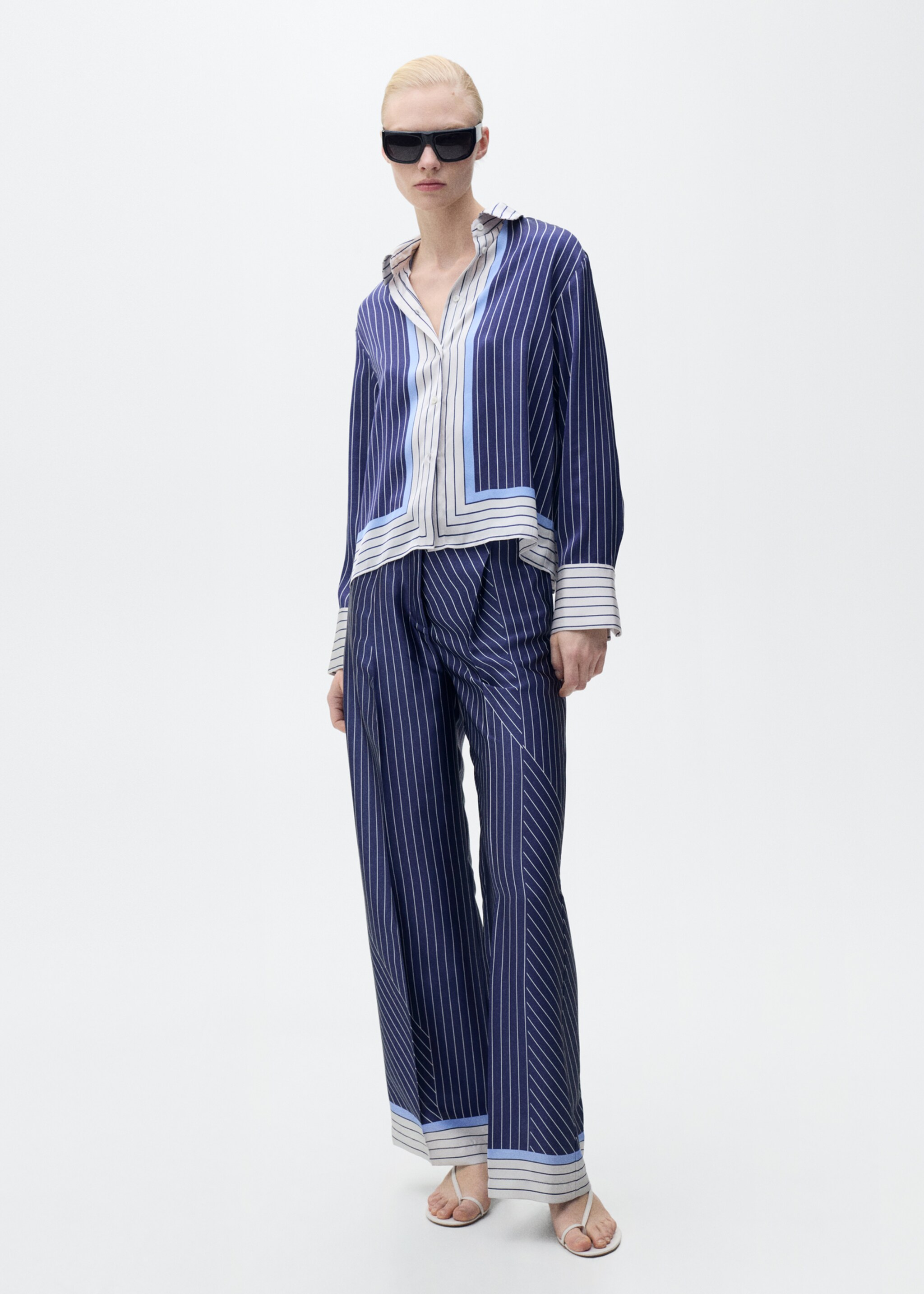 Satin trousers with combined stripes - General plane, Blue. Ref: 87087193-00.