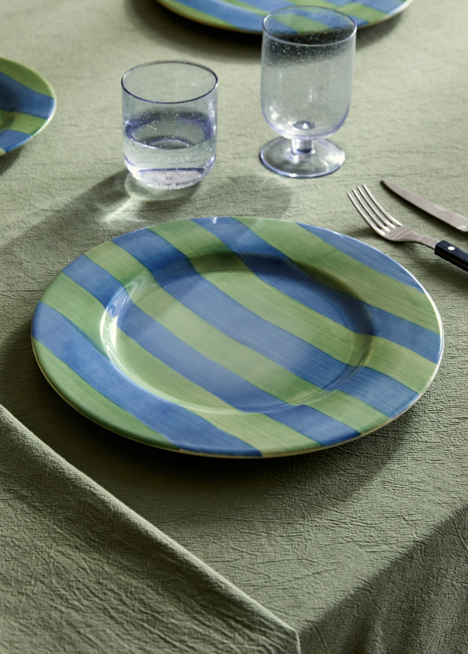 Dessous de plat en grès à rayures - Plan général