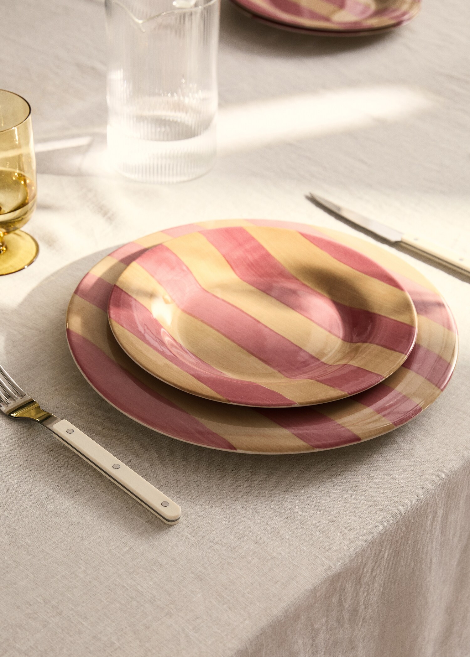 Dessous de plat en grès à rayures - Plan général