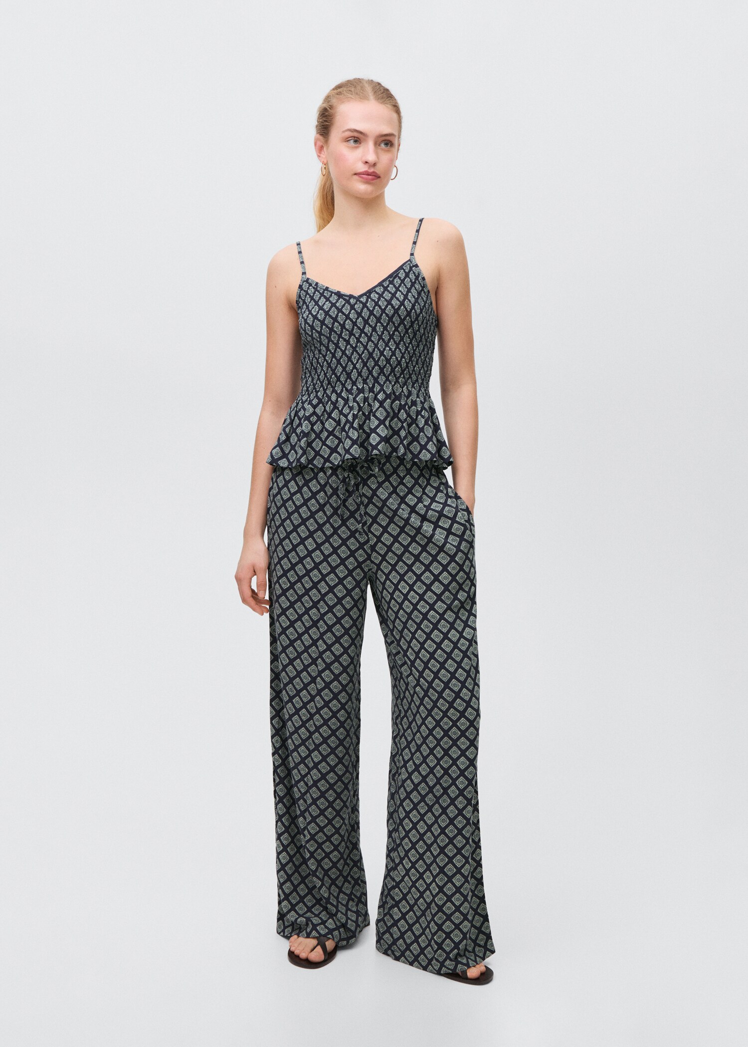 Ruffle printed top - General plane