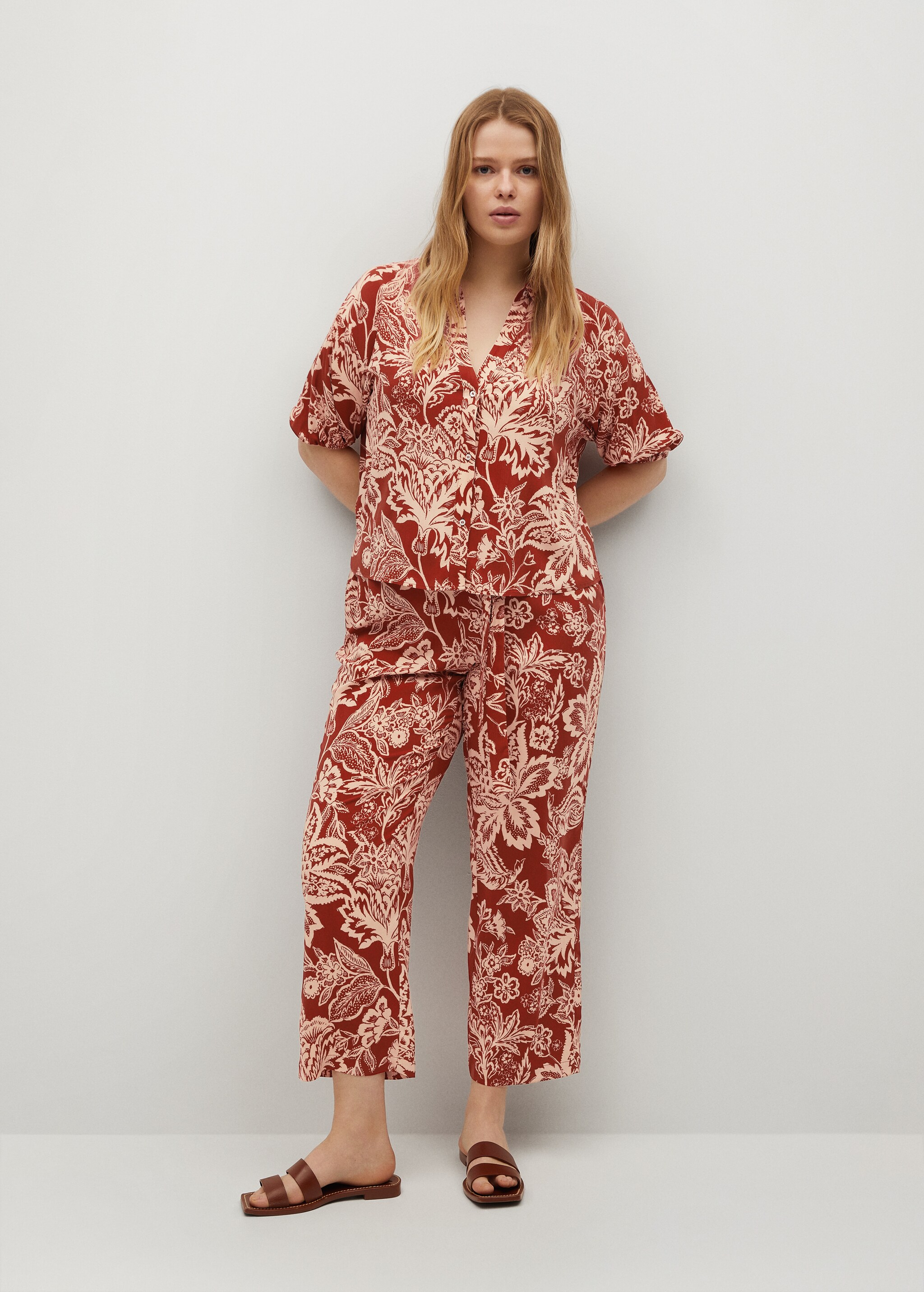Flowy printed trousers - General plane