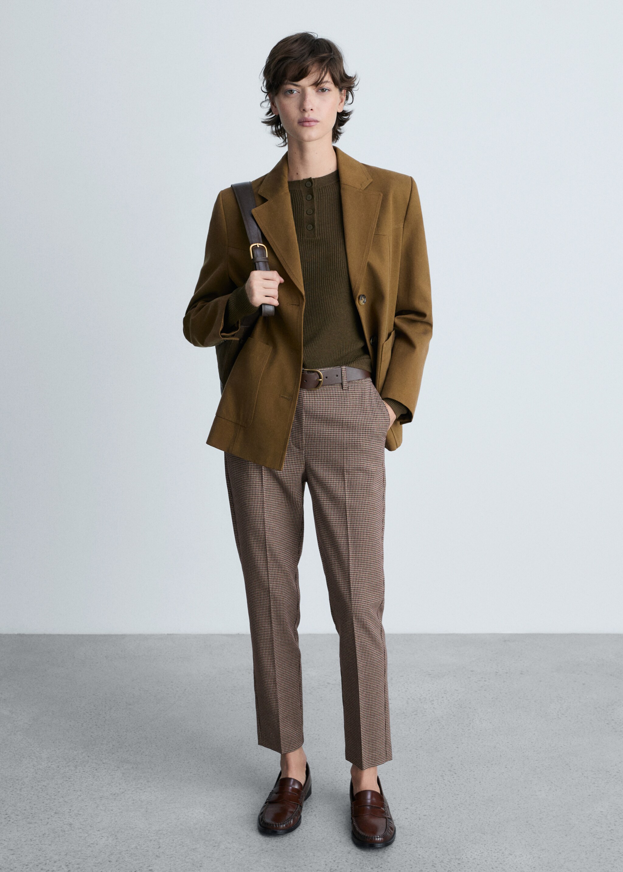 Pantalón skinny crop - Plano general, Granate. Ref: 87090615-00.