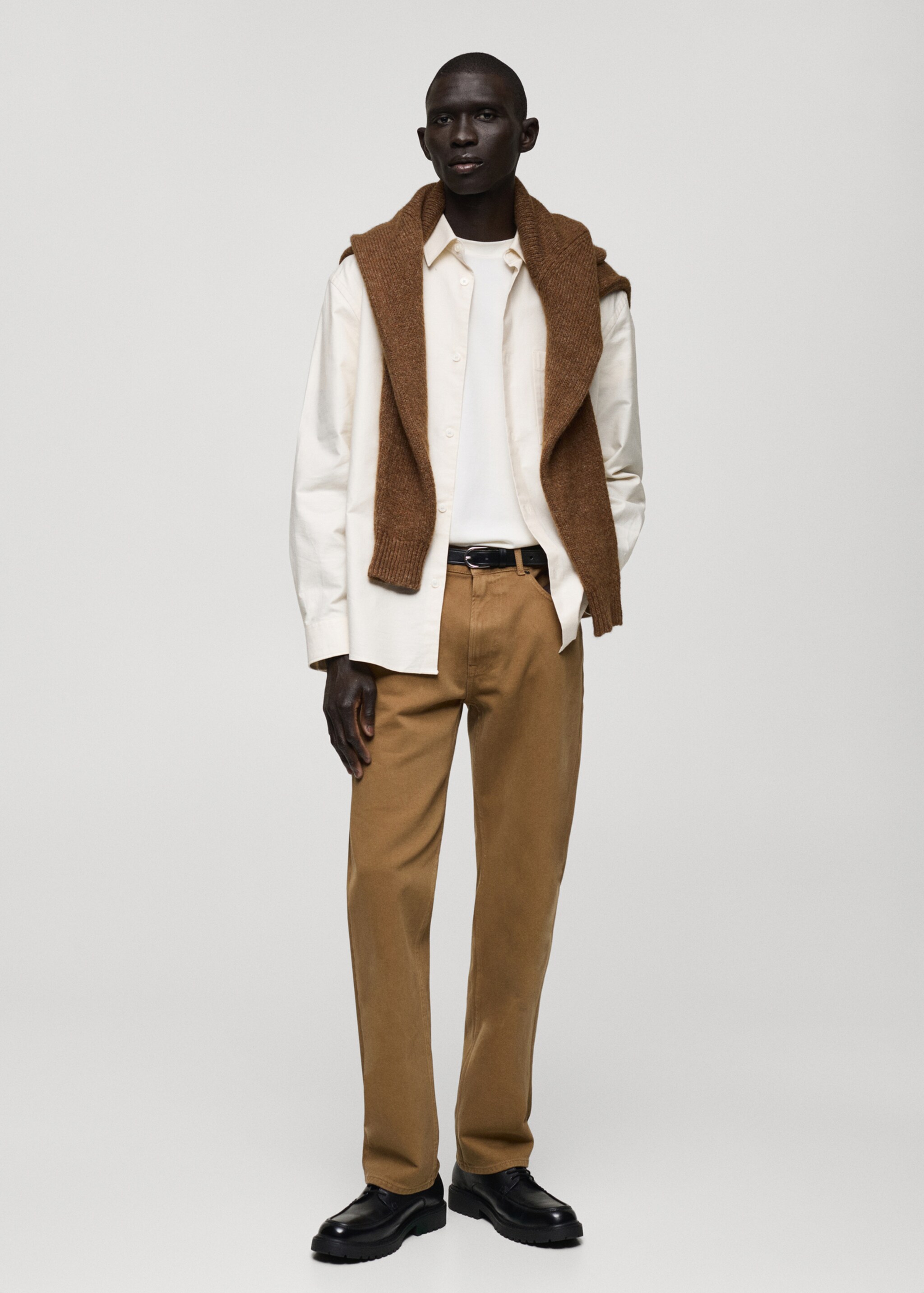 Texans cotó straight fit - Pla general, Marró mitjà. Ref: 87090617-00.