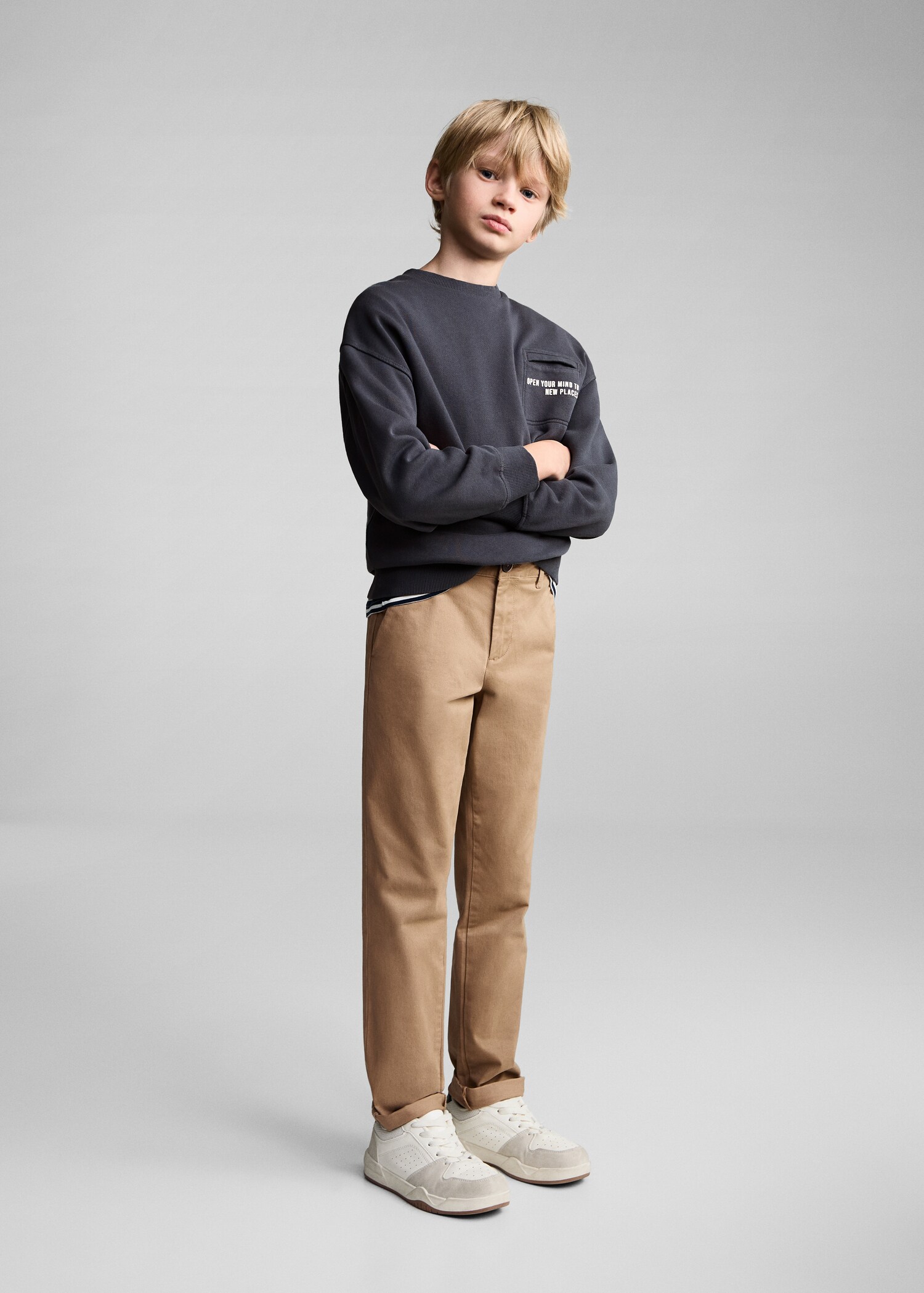 Cotton chinos - General plane