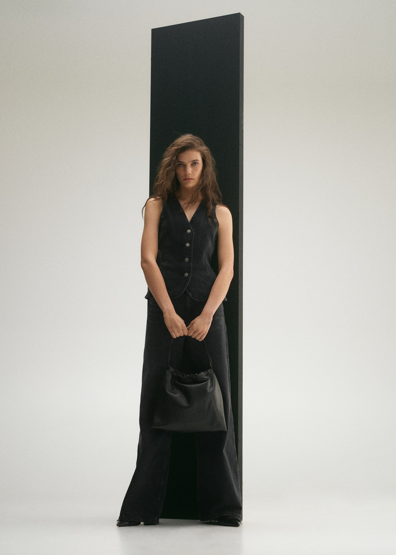 Džínová vesta s vázačkou - Celkový náhled