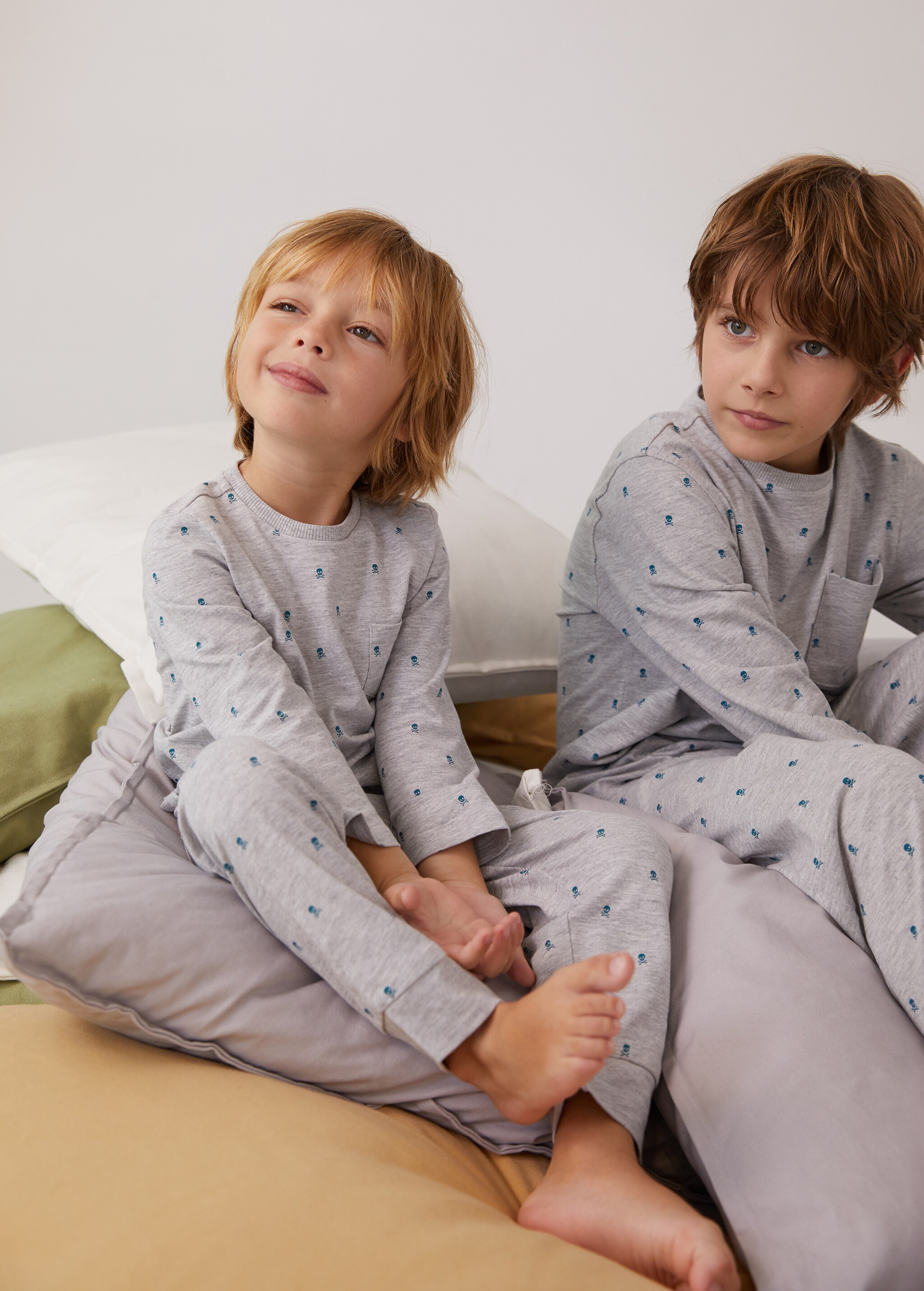 Pijama largo estampado - Plano general