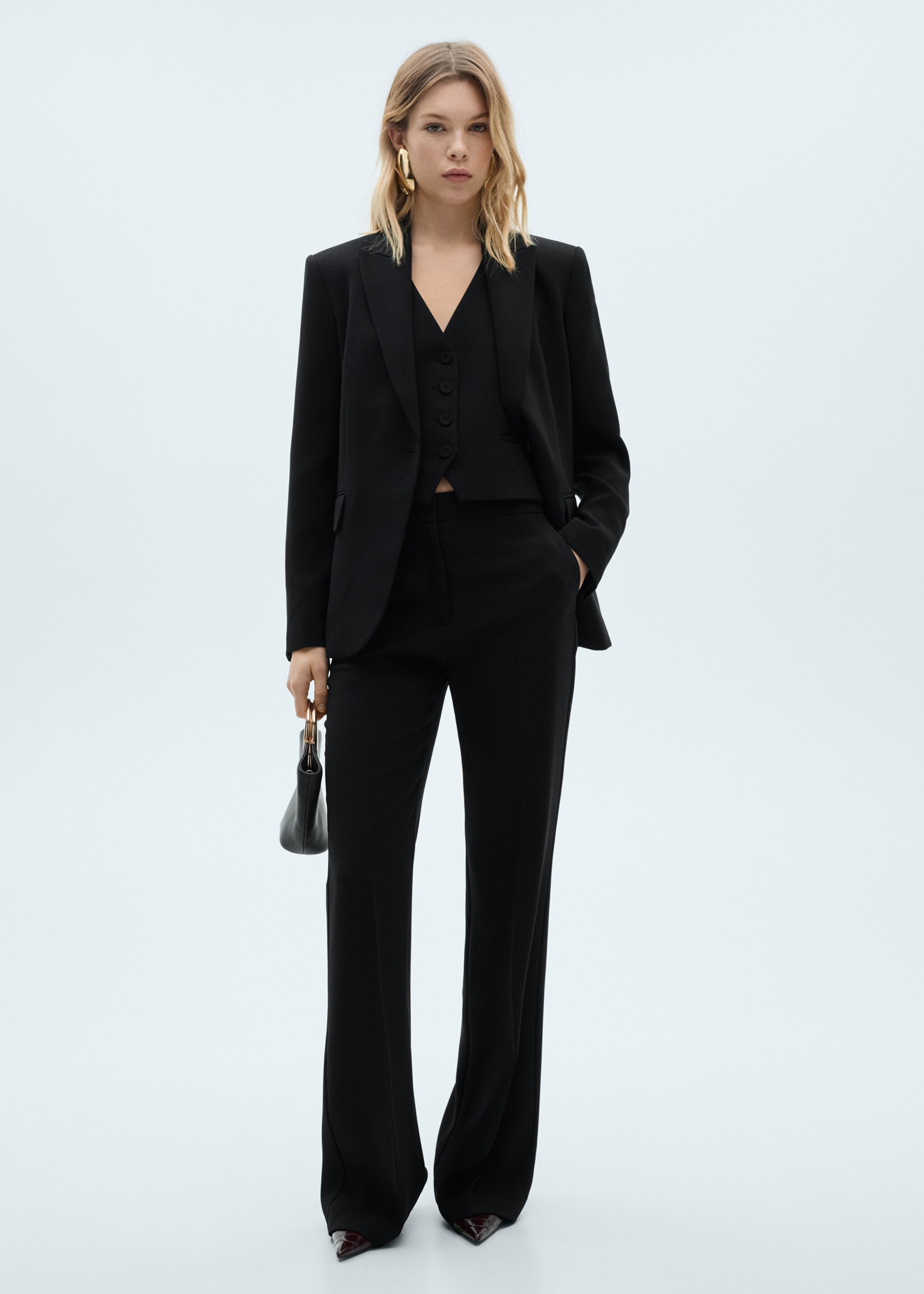 Suit waistcoat with buttons - General plane, Black. Ref: 87091518-00.