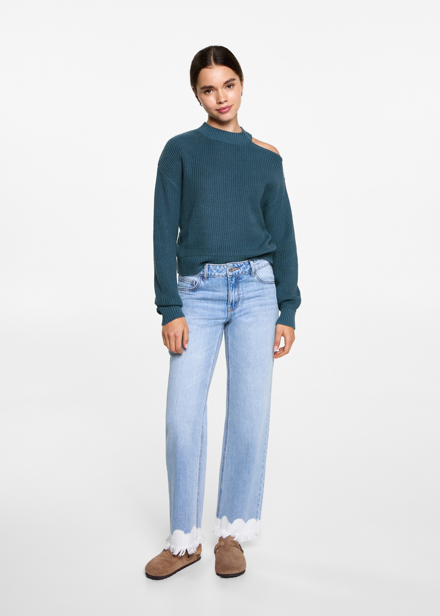 Pull-over asymétrique ouverture épaule - Plan général